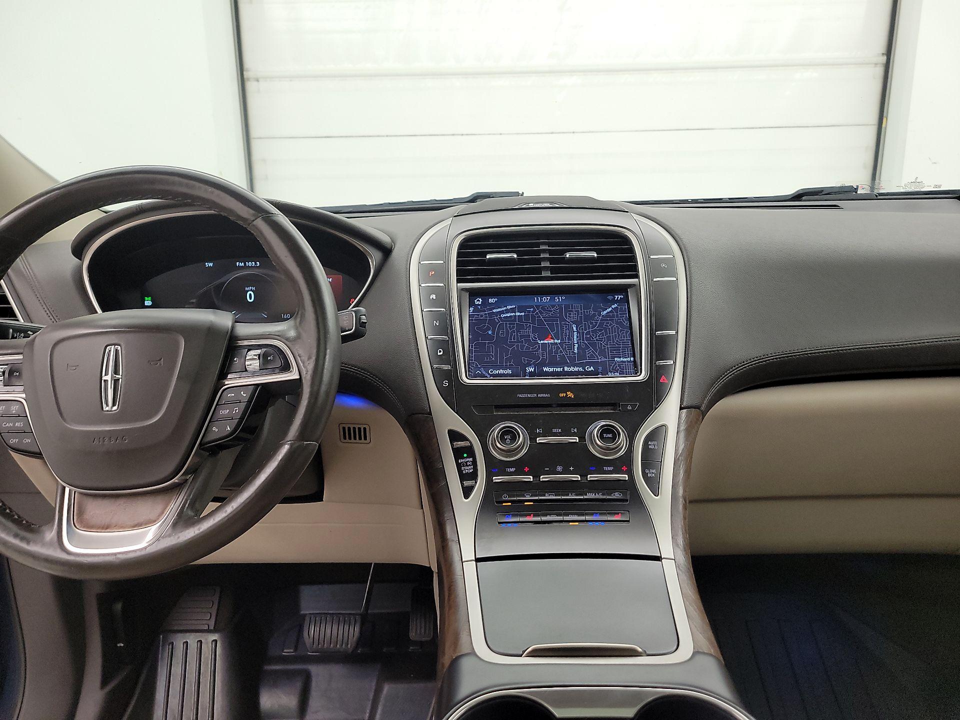 Thumbnail: 2019 Lincoln Nautilus - 9