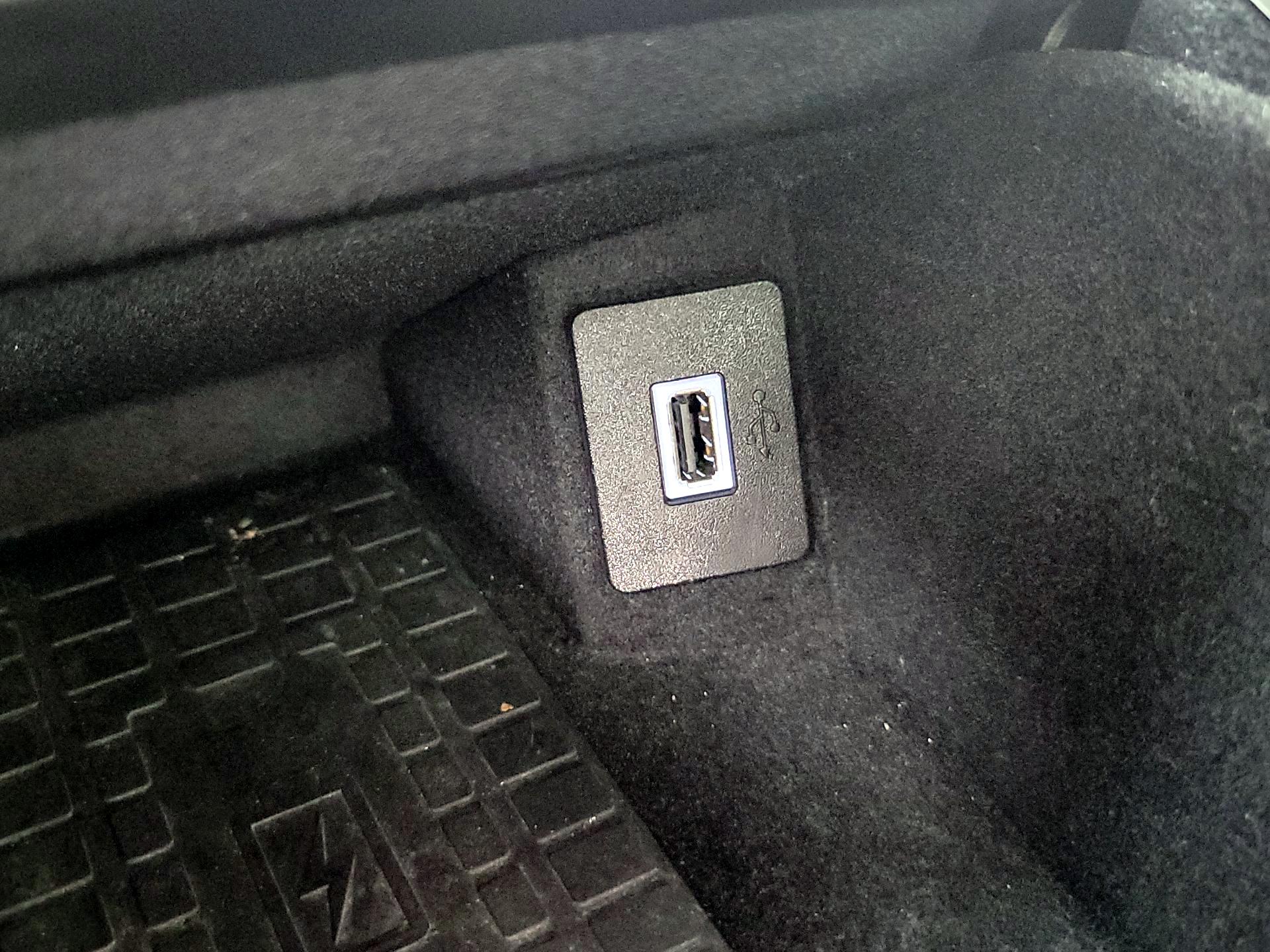 Thumbnail: 2019 Lincoln Nautilus - 19