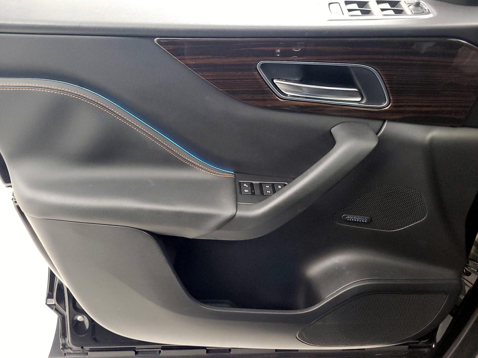 Thumbnail: 2019 Jaguar F-Pace - 12