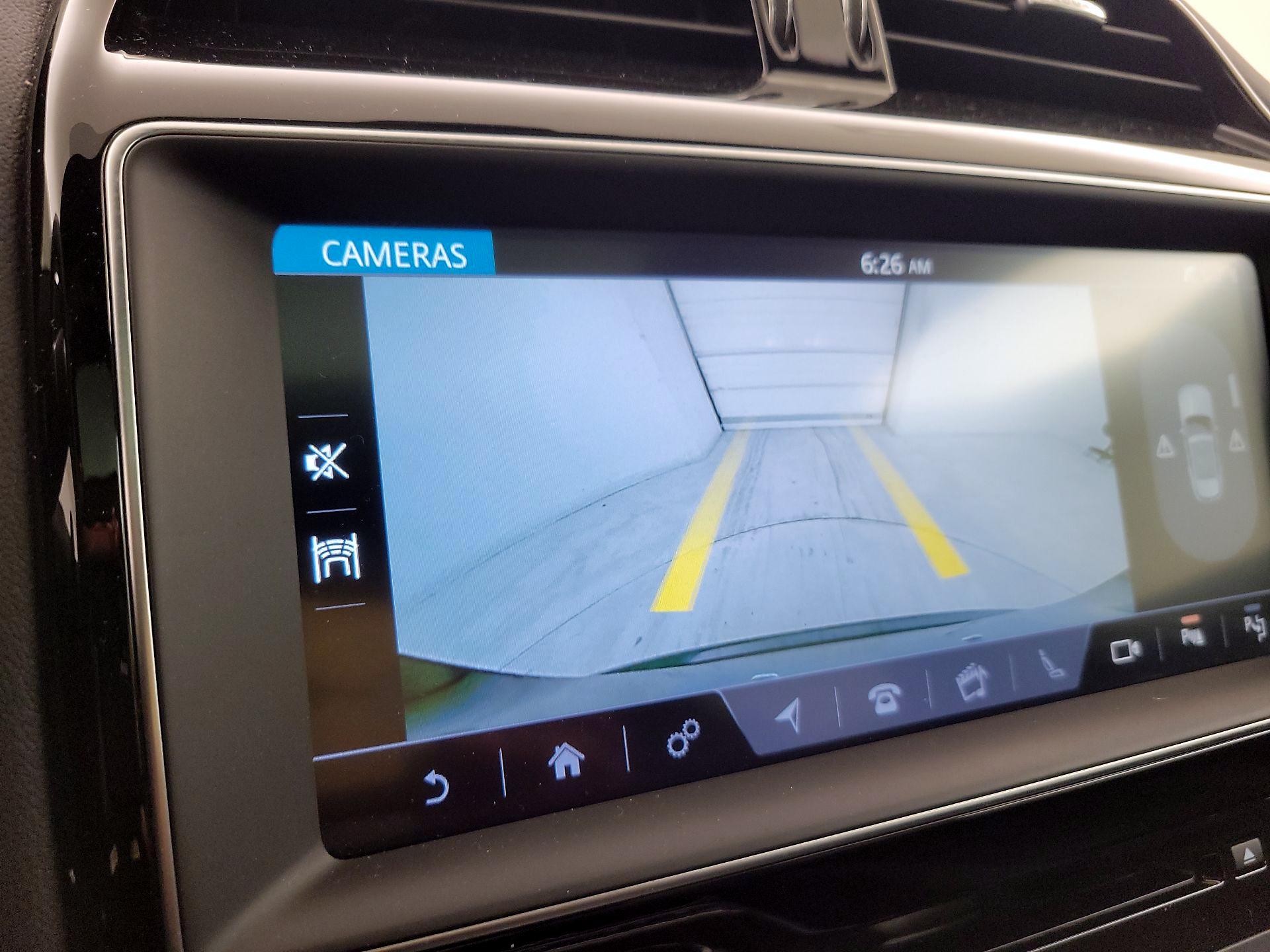 Thumbnail: 2019 Jaguar F-Pace - 14