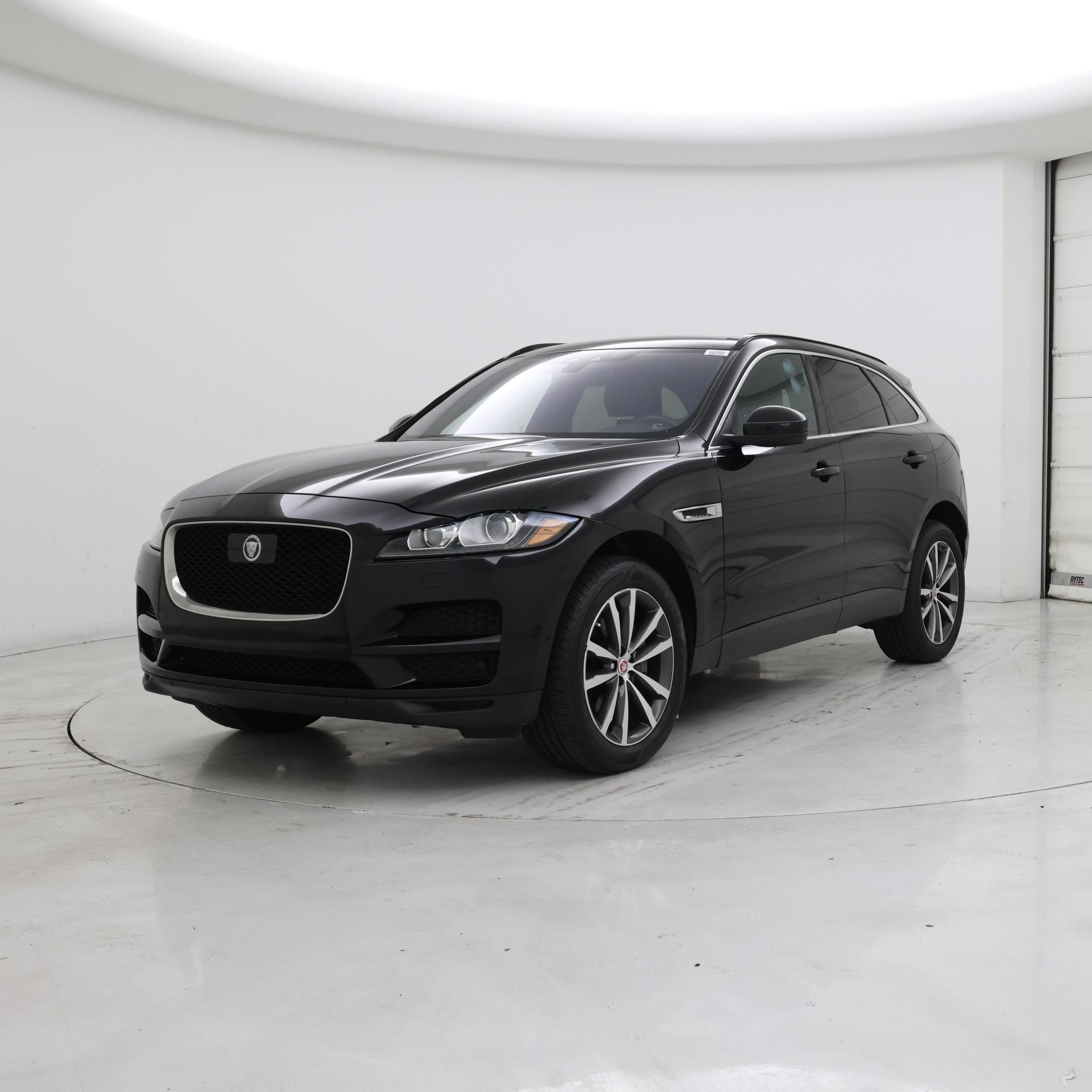 Thumbnail: 2019 Jaguar F-Pace - 4