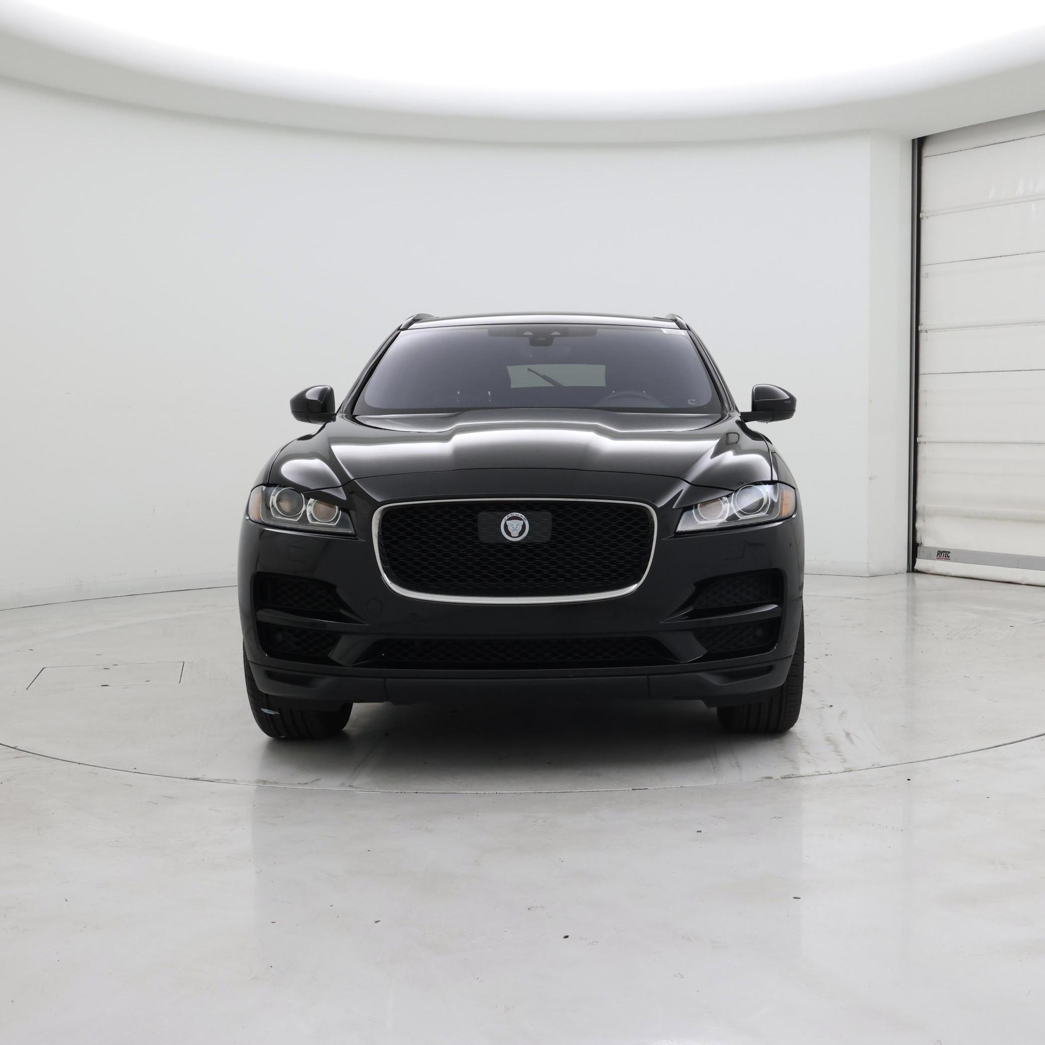 Thumbnail: 2019 Jaguar F-Pace - 5