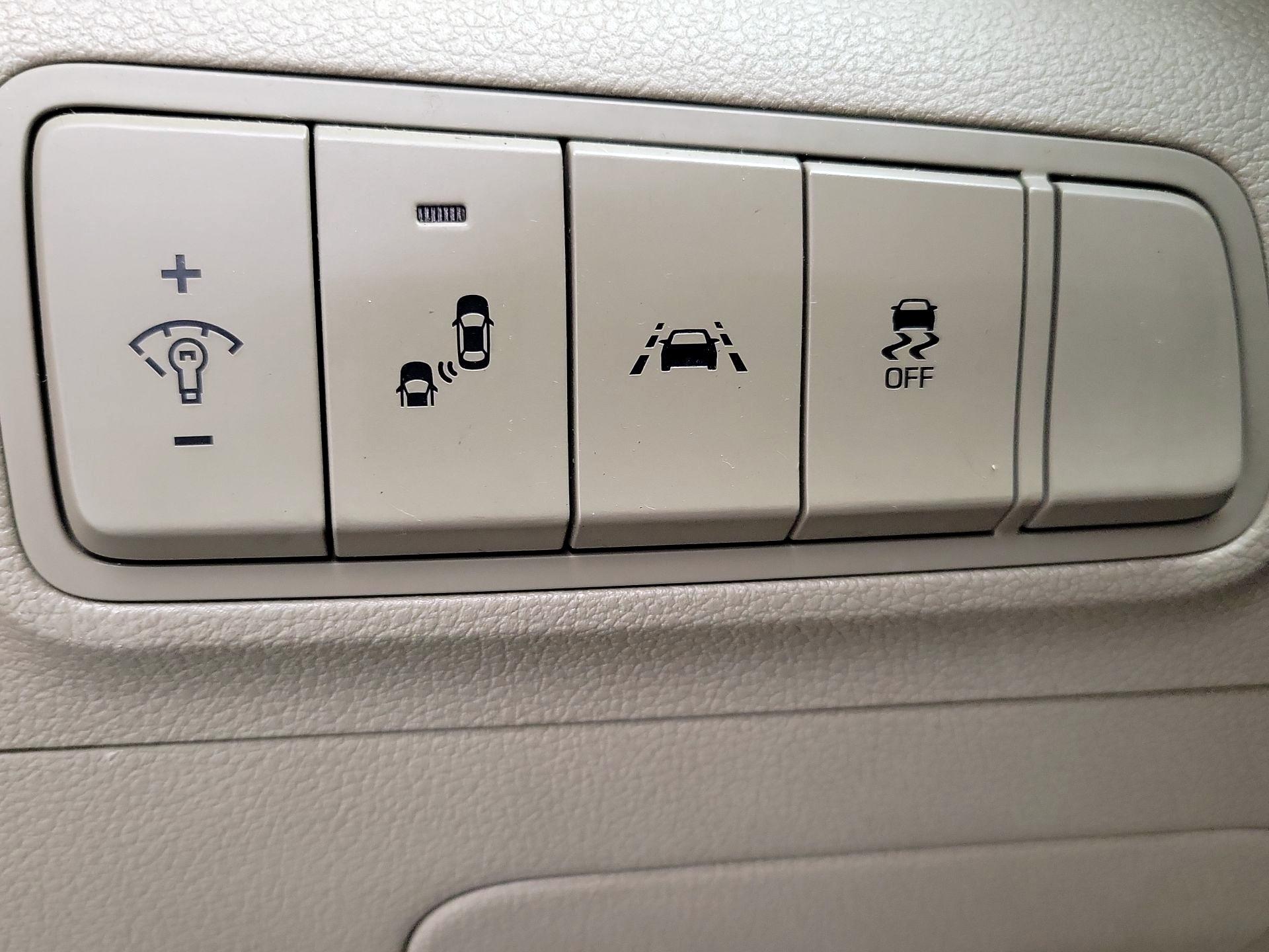 Thumbnail: 2019 Hyundai Tucson - 13