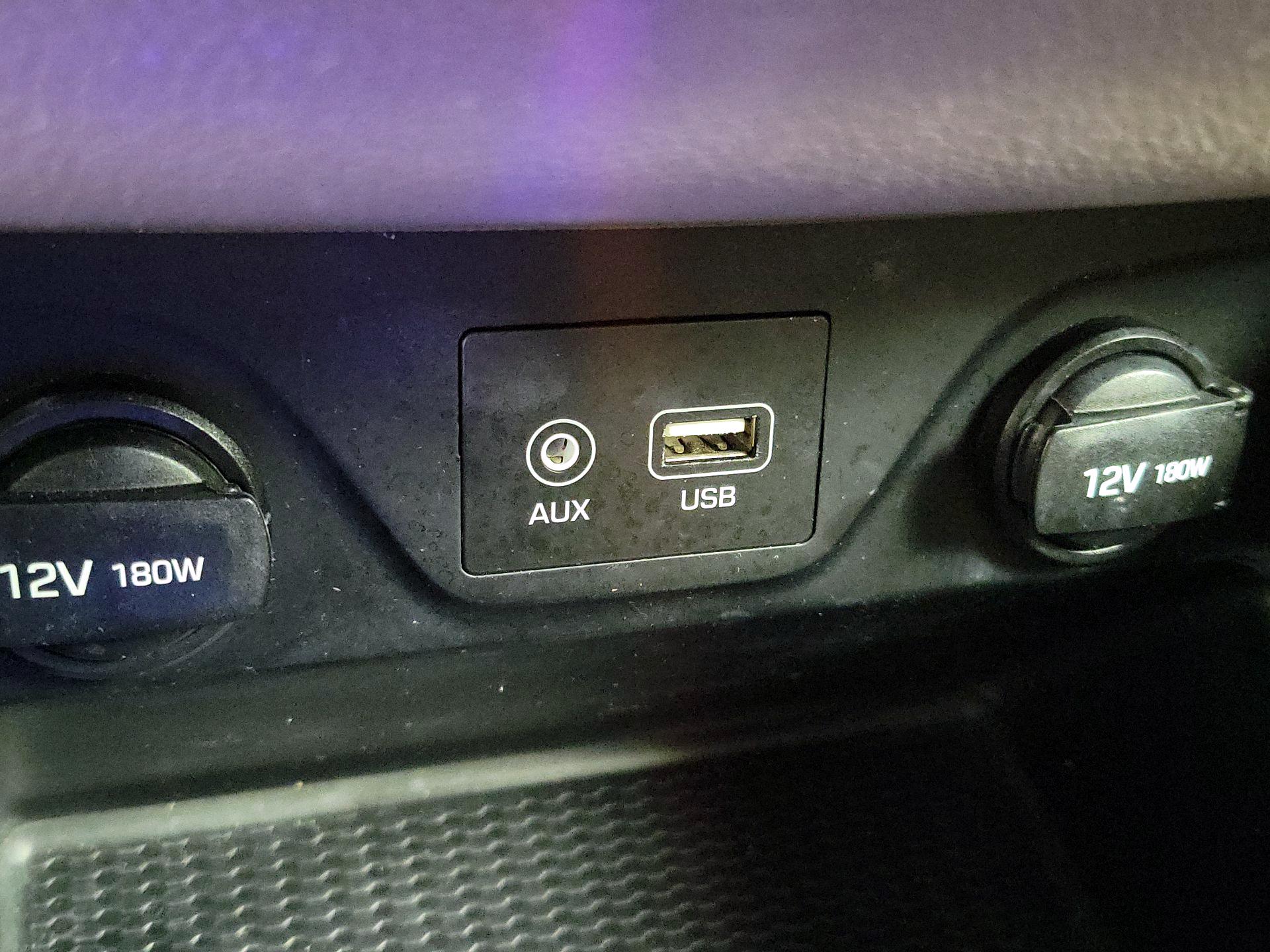 Thumbnail: 2019 Hyundai Tucson - 18