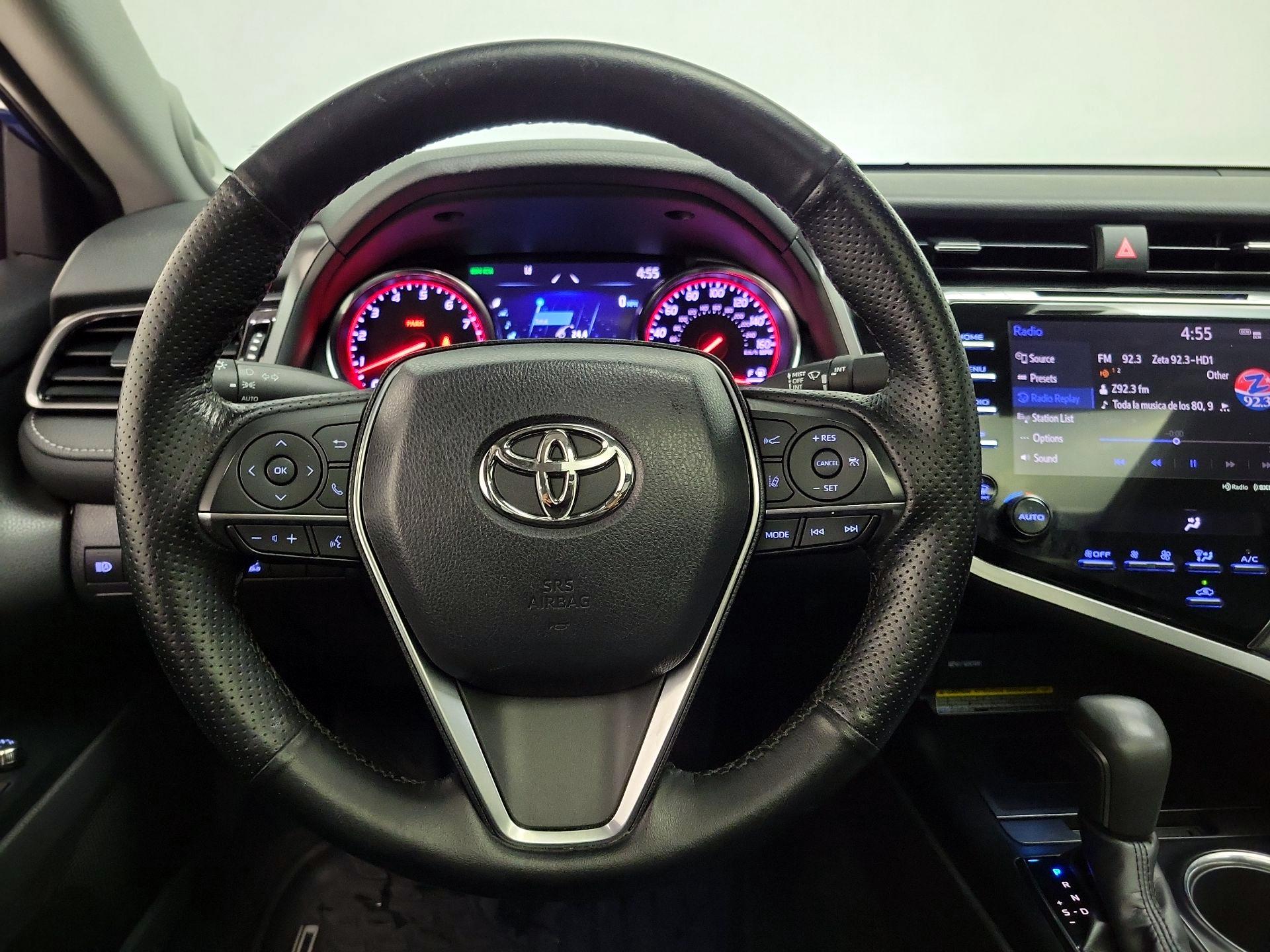 Thumbnail: 2019 Toyota Camry - 10