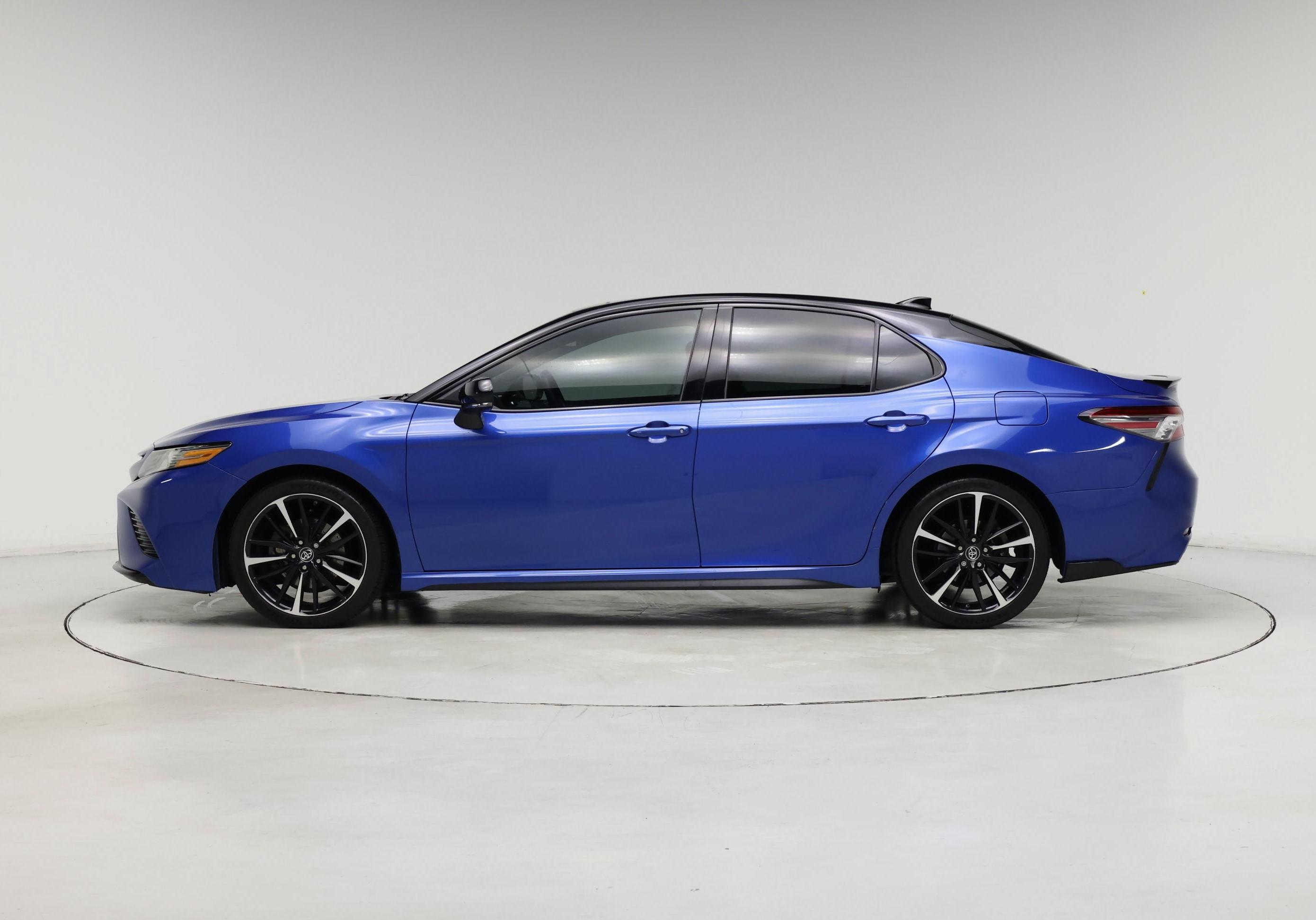 Thumbnail: 2019 Toyota Camry - 3