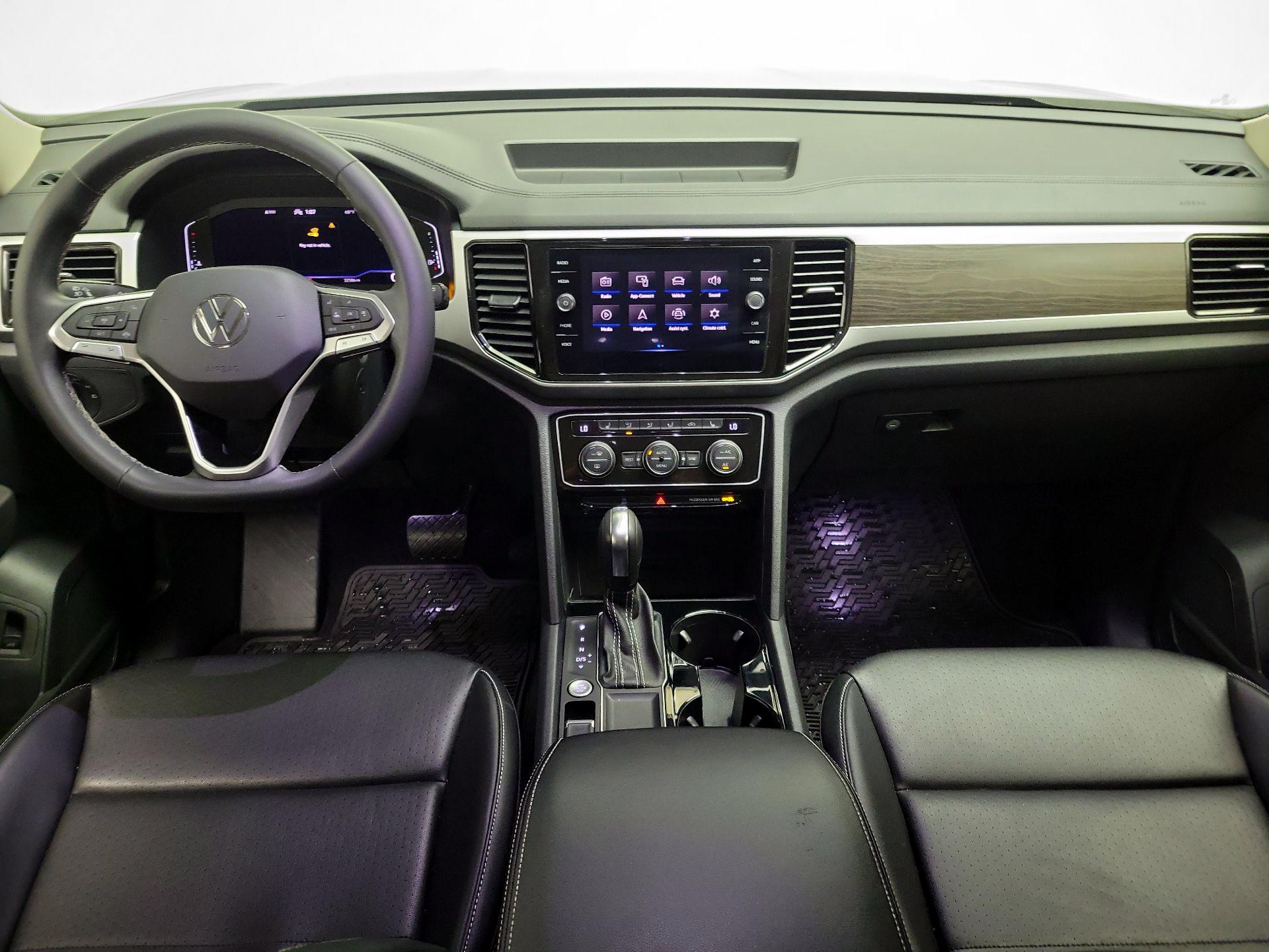 Thumbnail: 2022 Volkswagen Atlas - 9