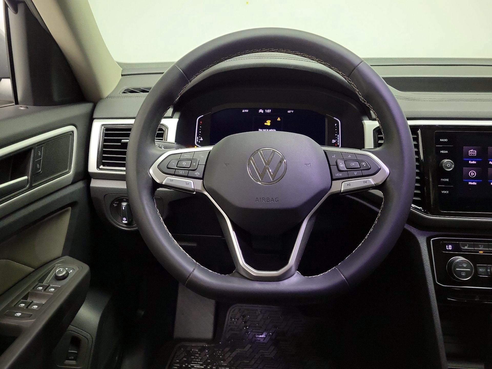 Thumbnail: 2022 Volkswagen Atlas - 10