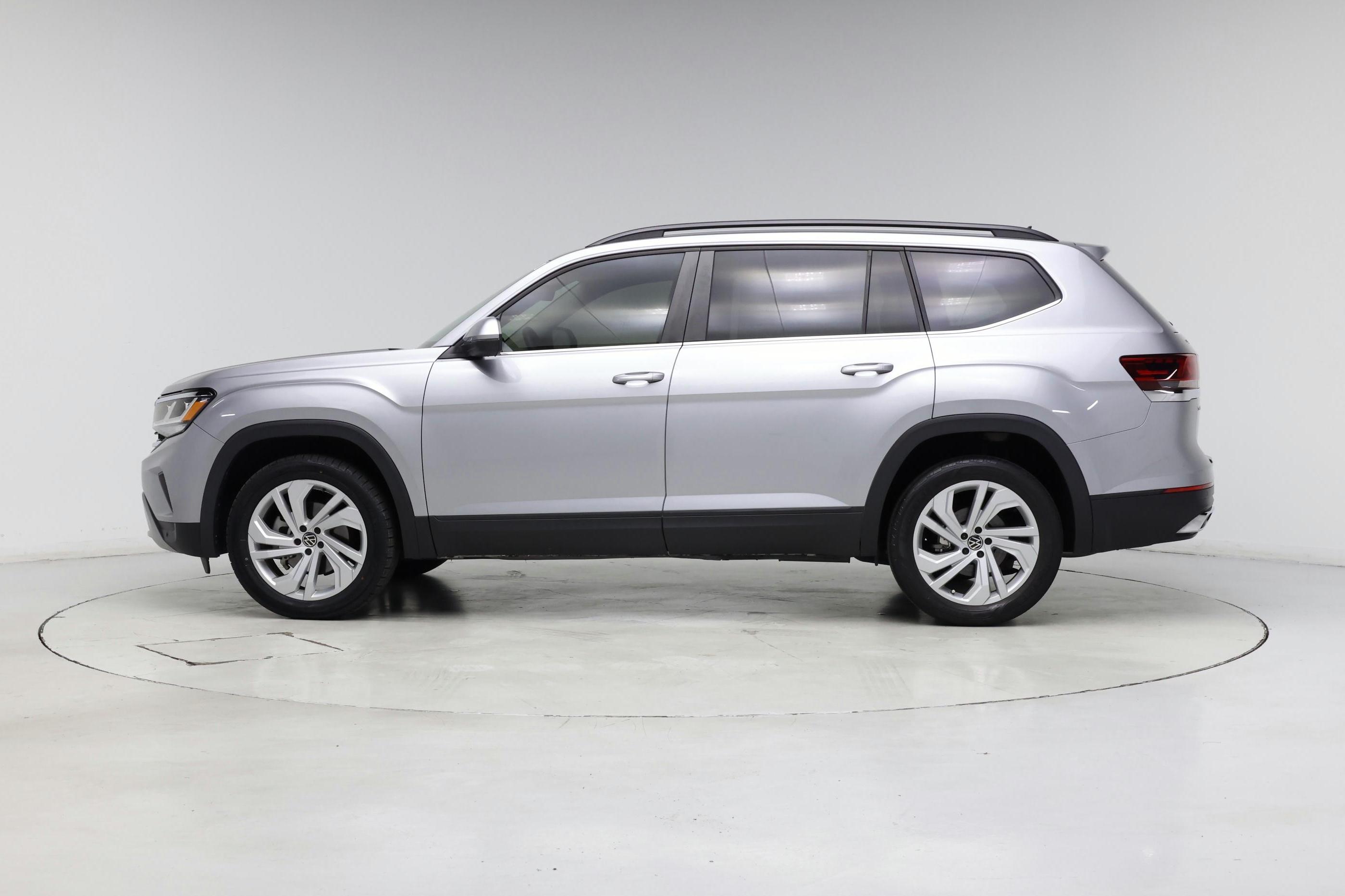 Thumbnail: 2022 Volkswagen Atlas - 3