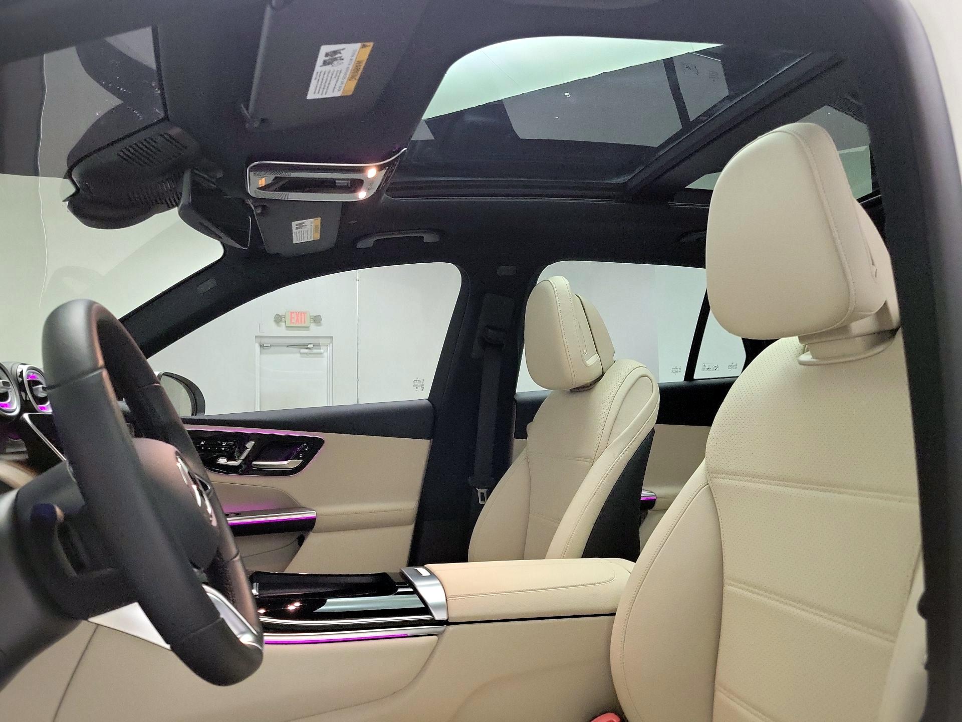 Thumbnail: 2025 Mercedes-Benz GLC - 20