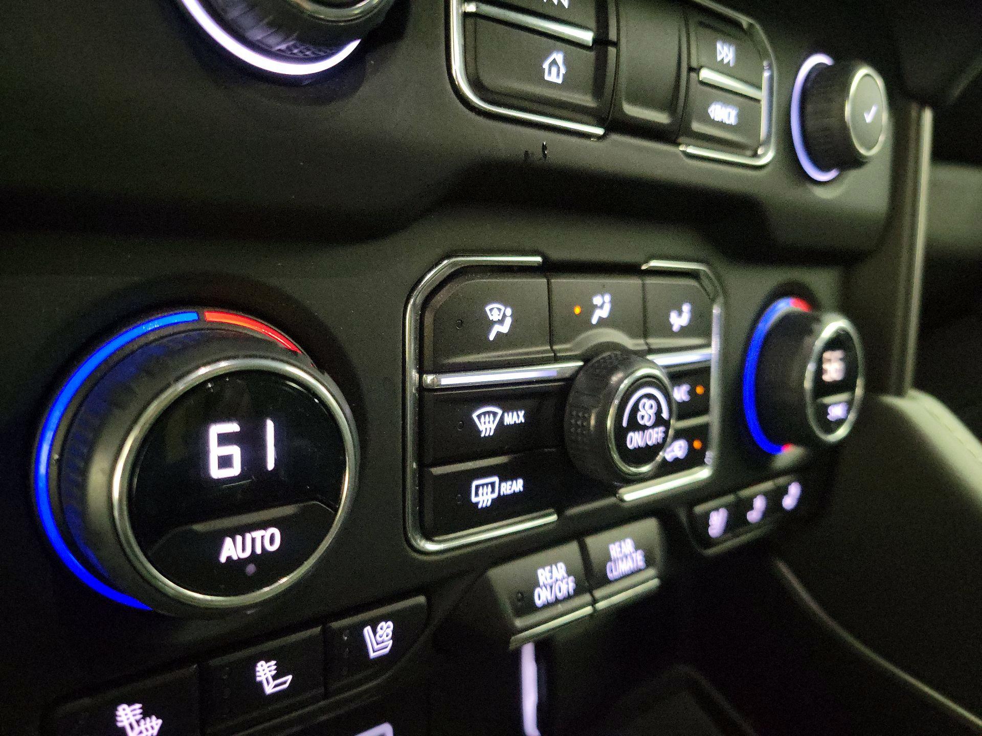 Thumbnail: 2023 Chevrolet Tahoe - 16