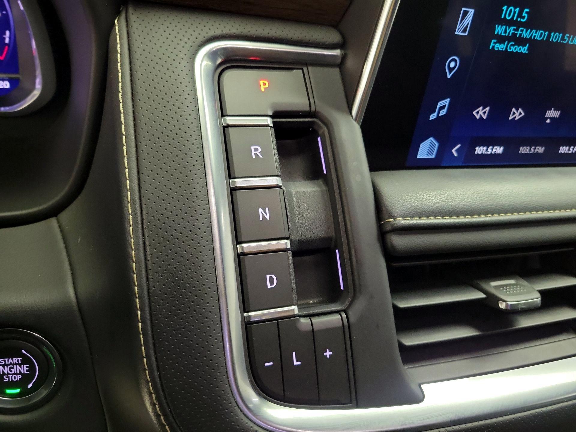 Thumbnail: 2023 Chevrolet Tahoe - 17