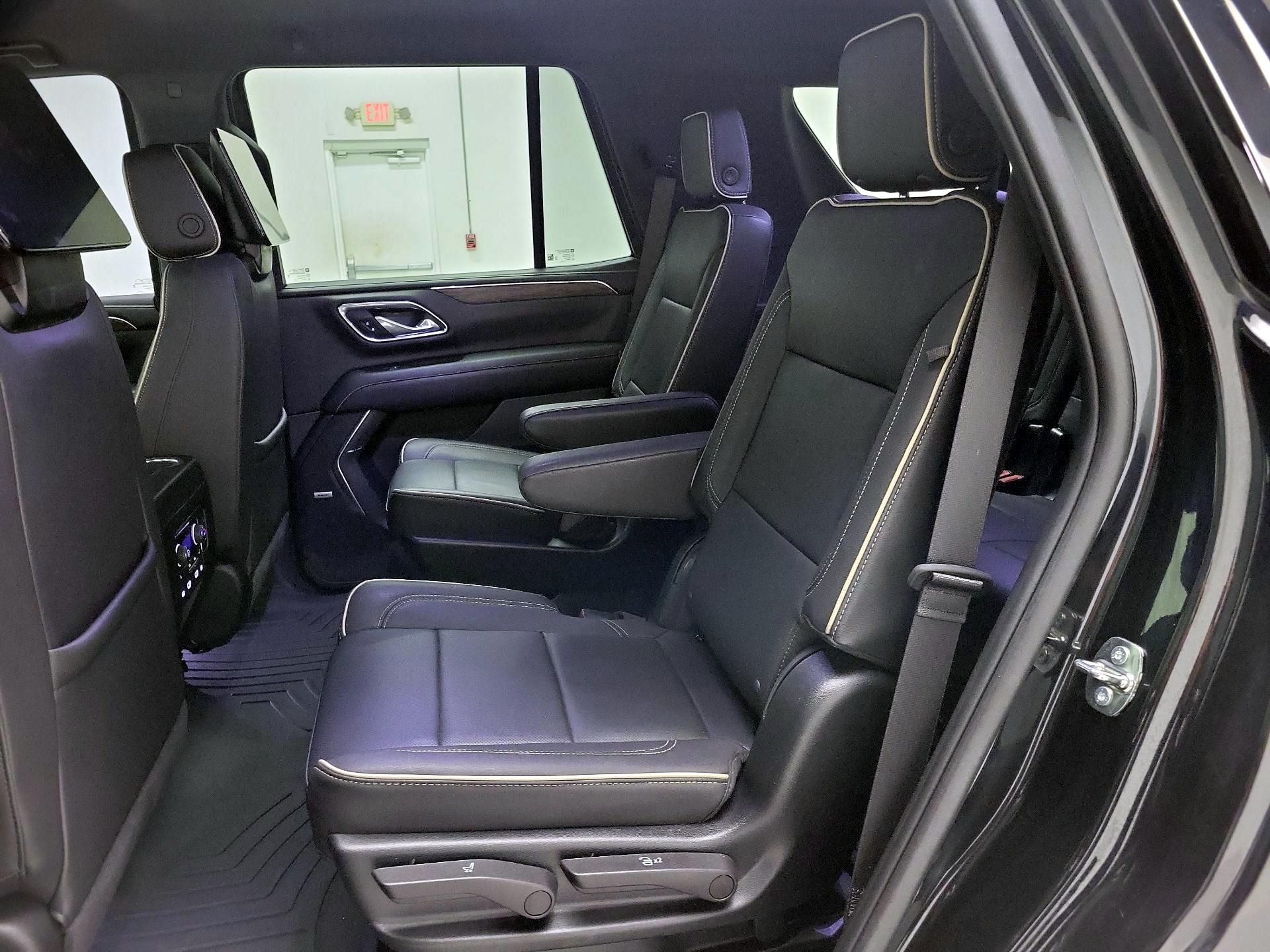 Thumbnail: 2023 Chevrolet Tahoe - 19