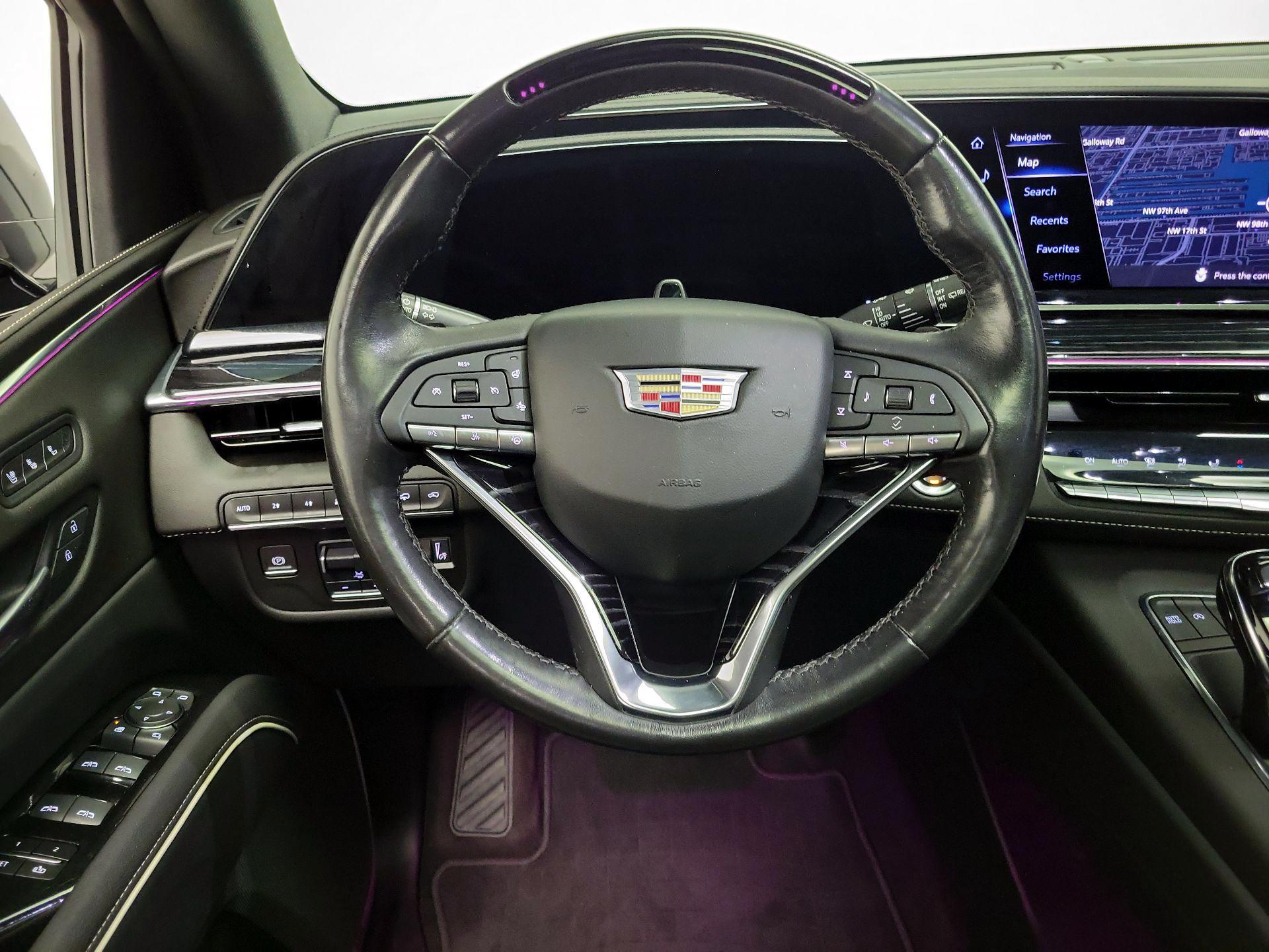 Thumbnail: 2022 Cadillac Escalade - 10