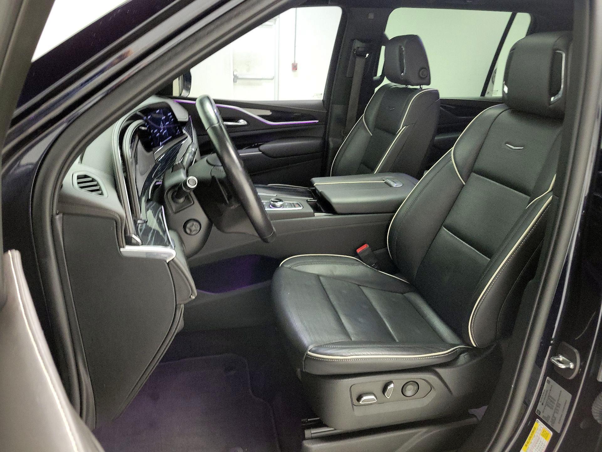 Thumbnail: 2022 Cadillac Escalade - 11