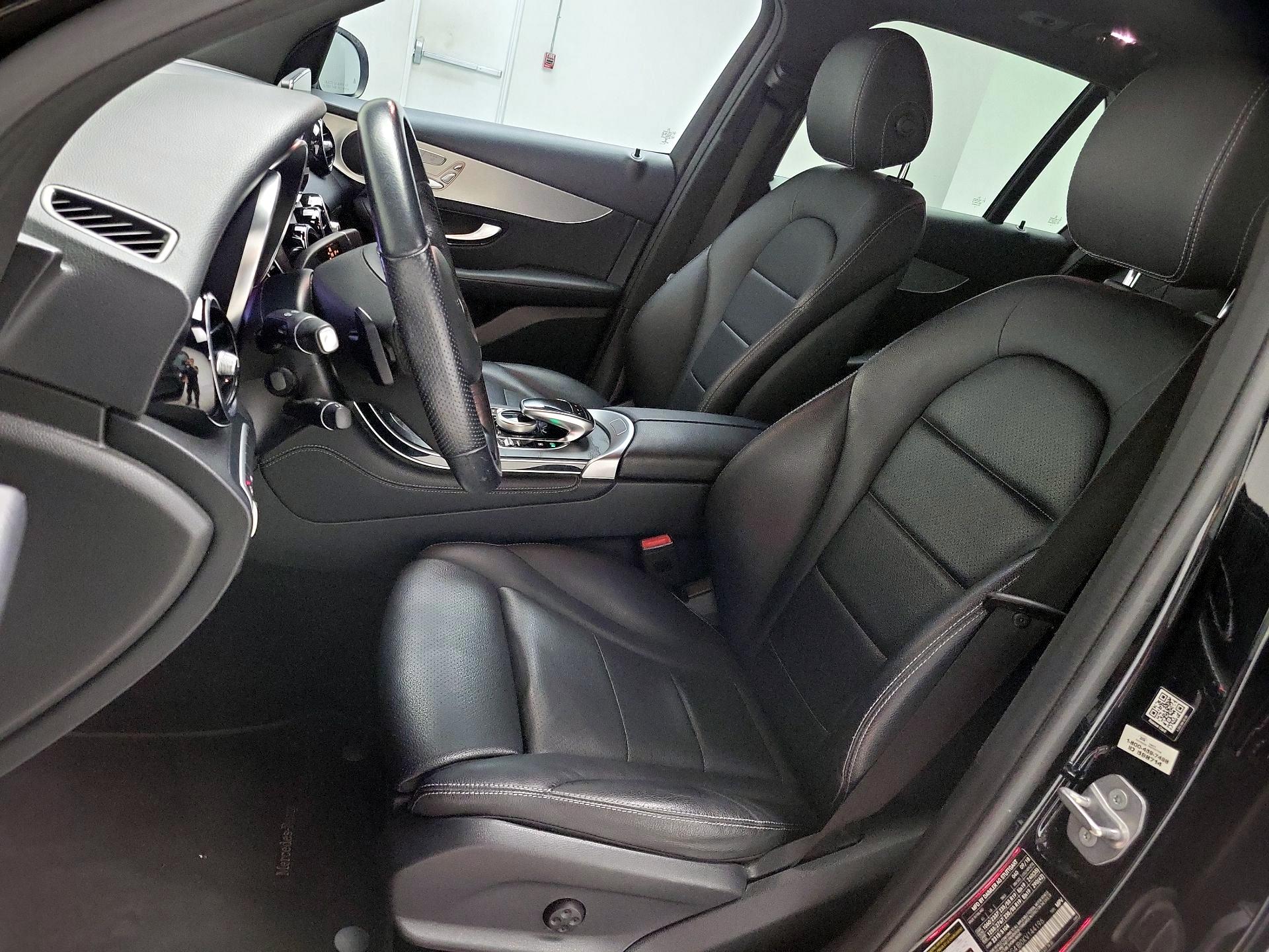 Thumbnail: 2019 Mercedes-Benz GLC - 11