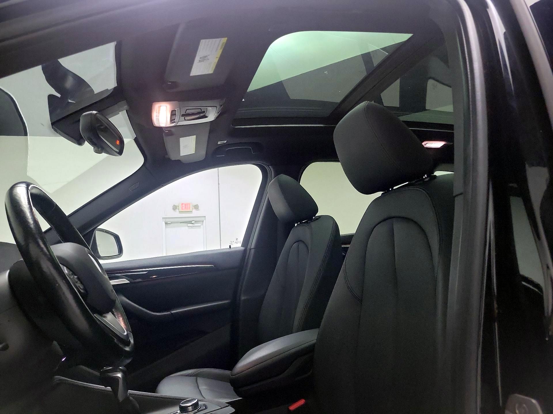 Thumbnail: 2018 BMW X1 - 20