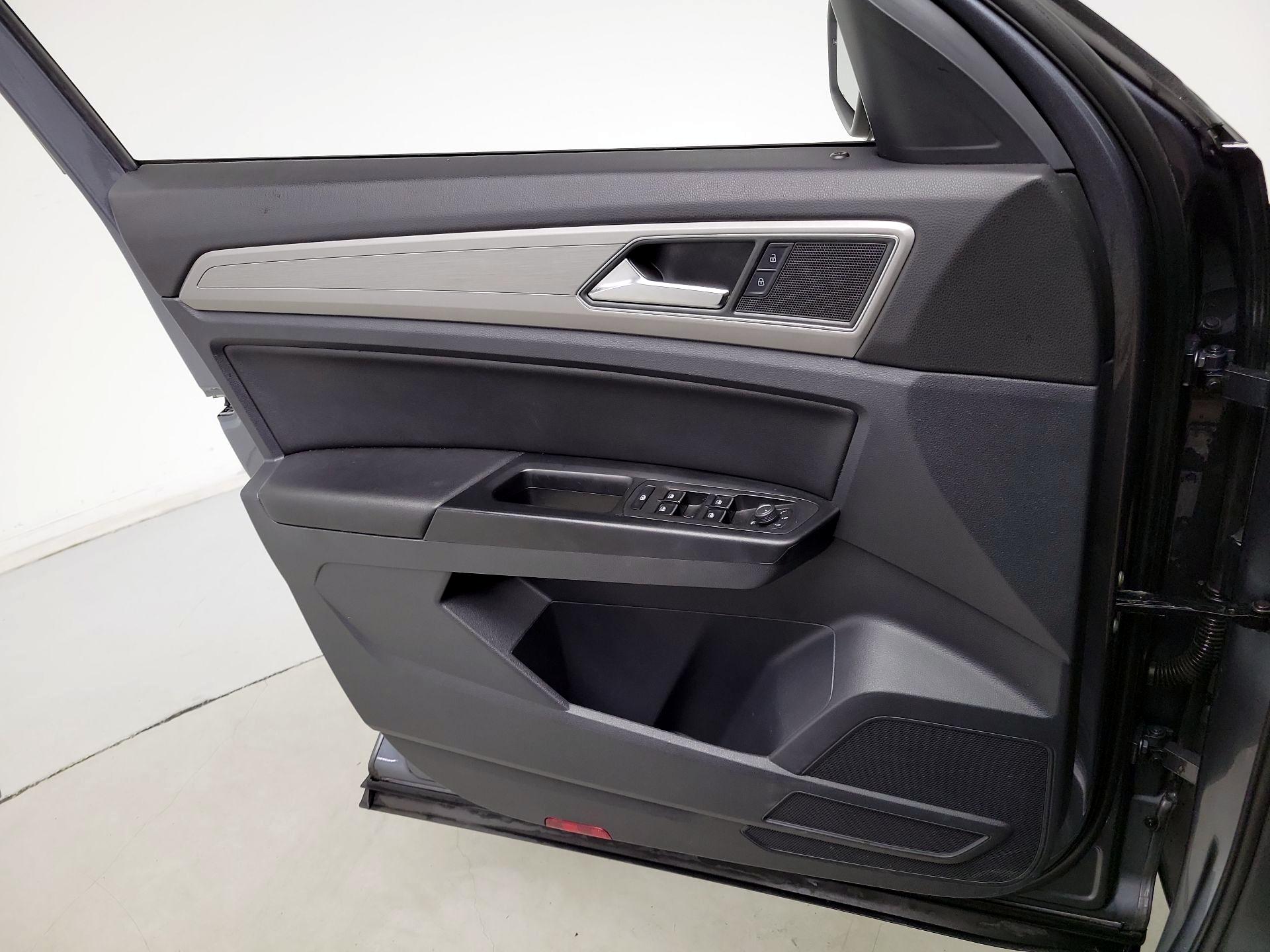 Thumbnail: 2019 Volkswagen Atlas - 12