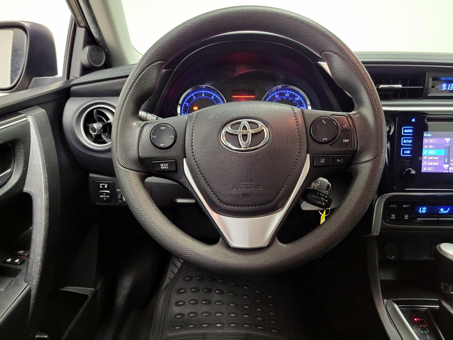 Thumbnail: 2019 Toyota Corolla - 10