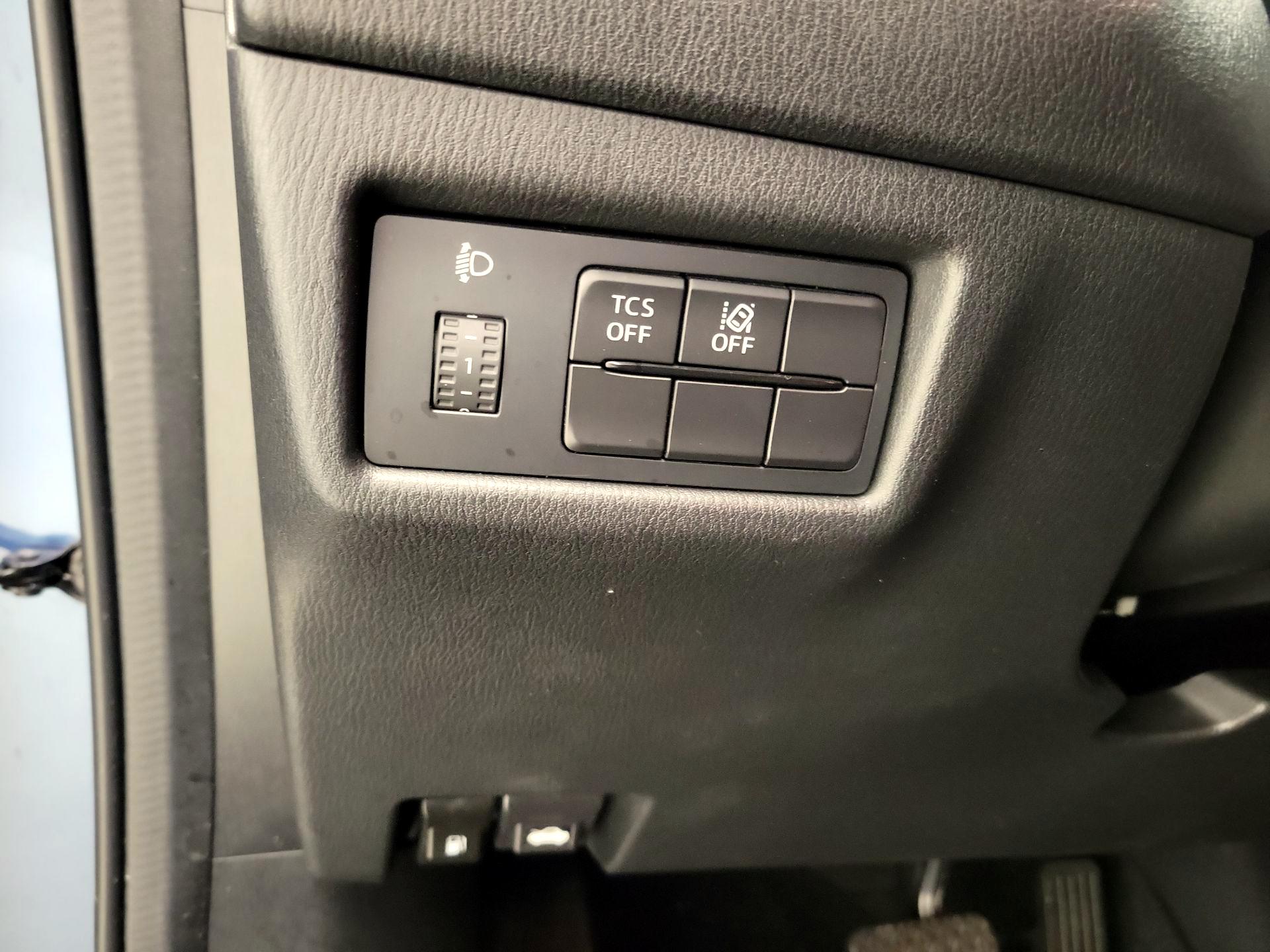 Thumbnail: 2020 Mazda CX-5 - 13