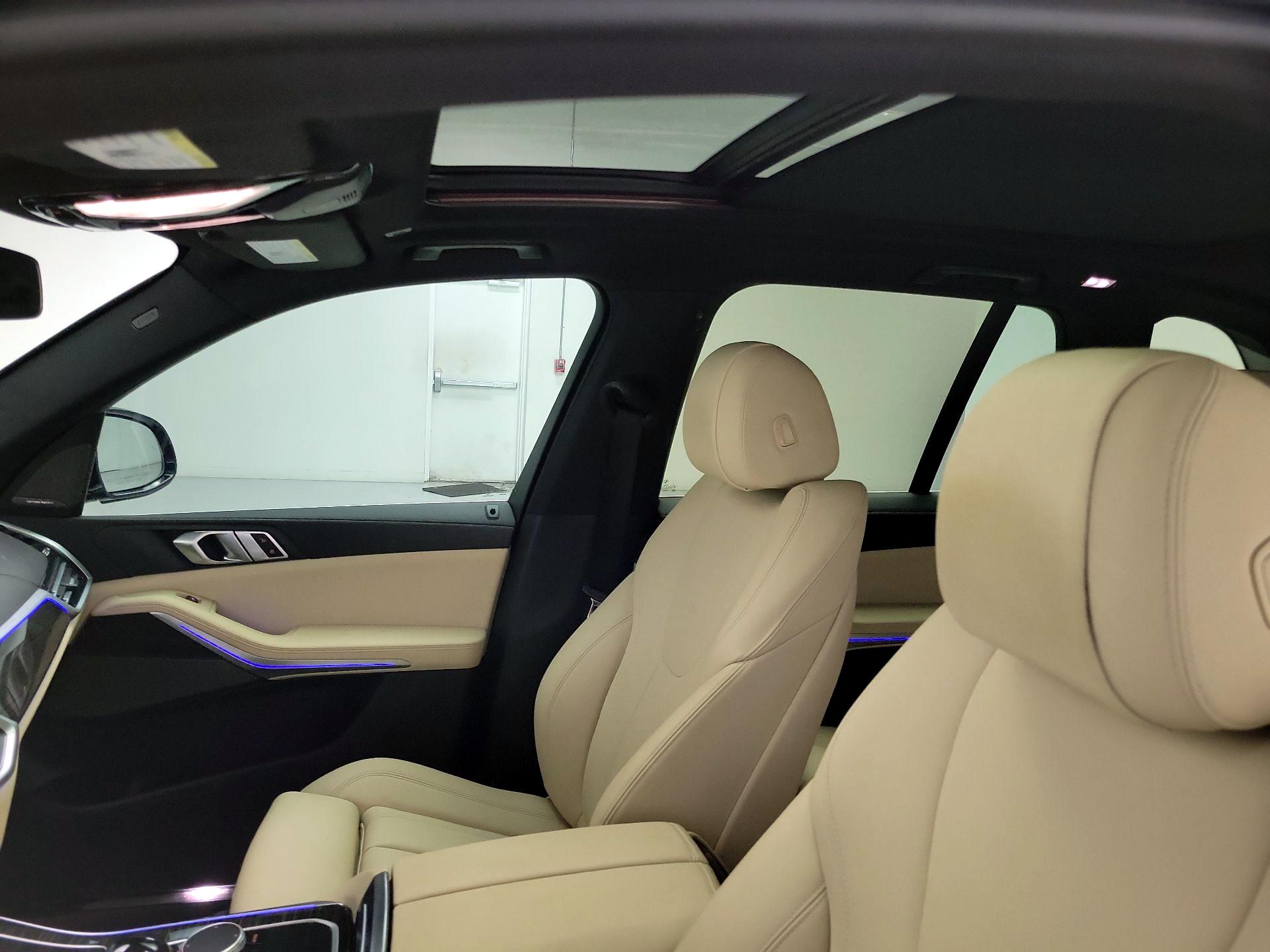 Thumbnail: 2021 BMW X5 - 20