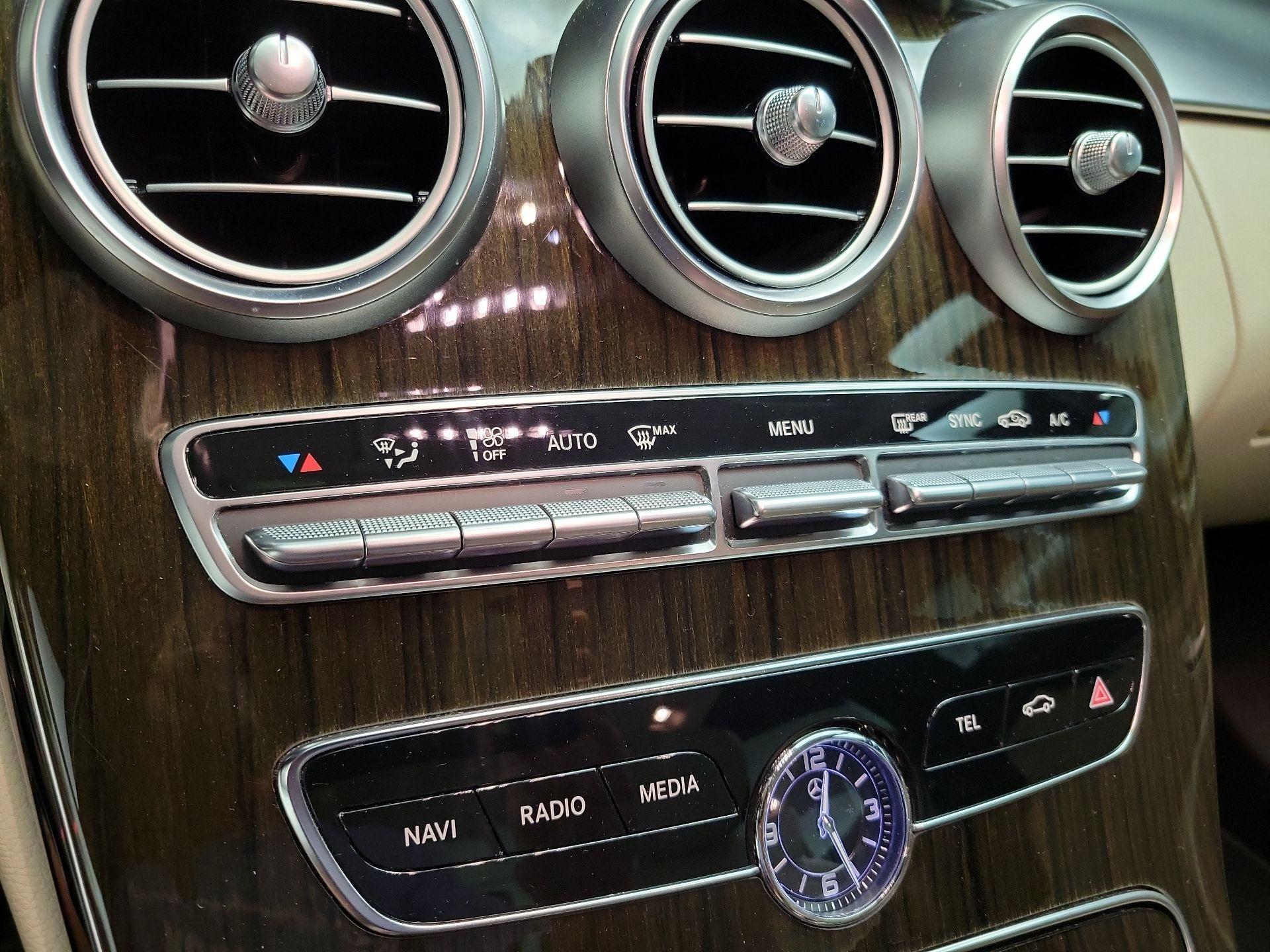 Thumbnail: 2020 Mercedes-Benz C-Class - 16