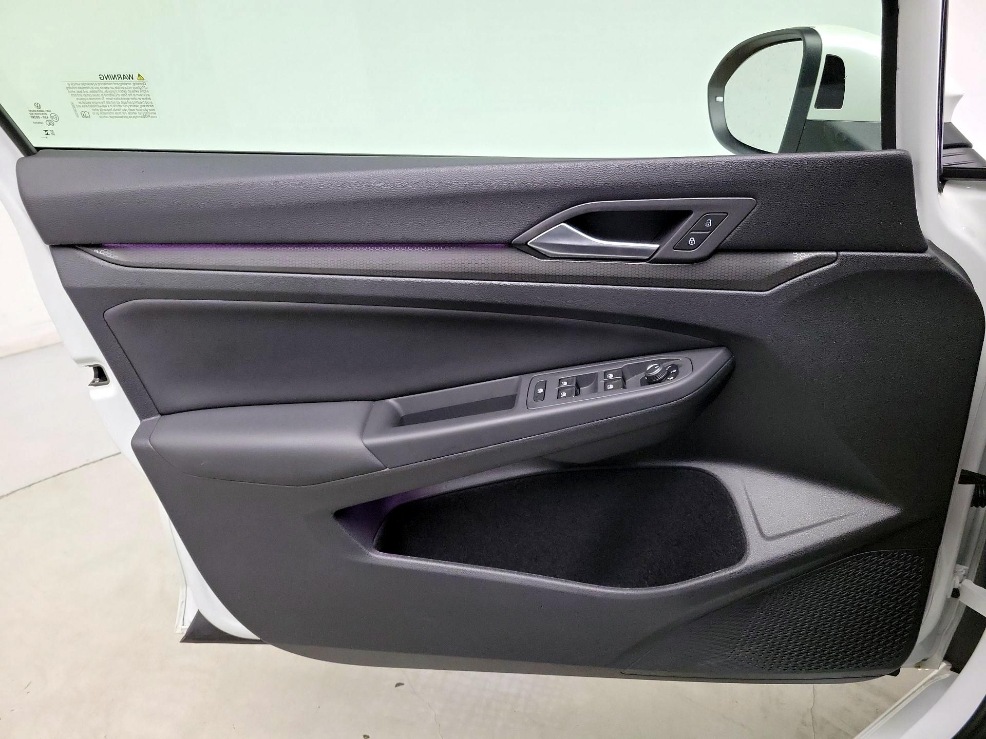 Thumbnail: 2024 Volkswagen Golf - 12