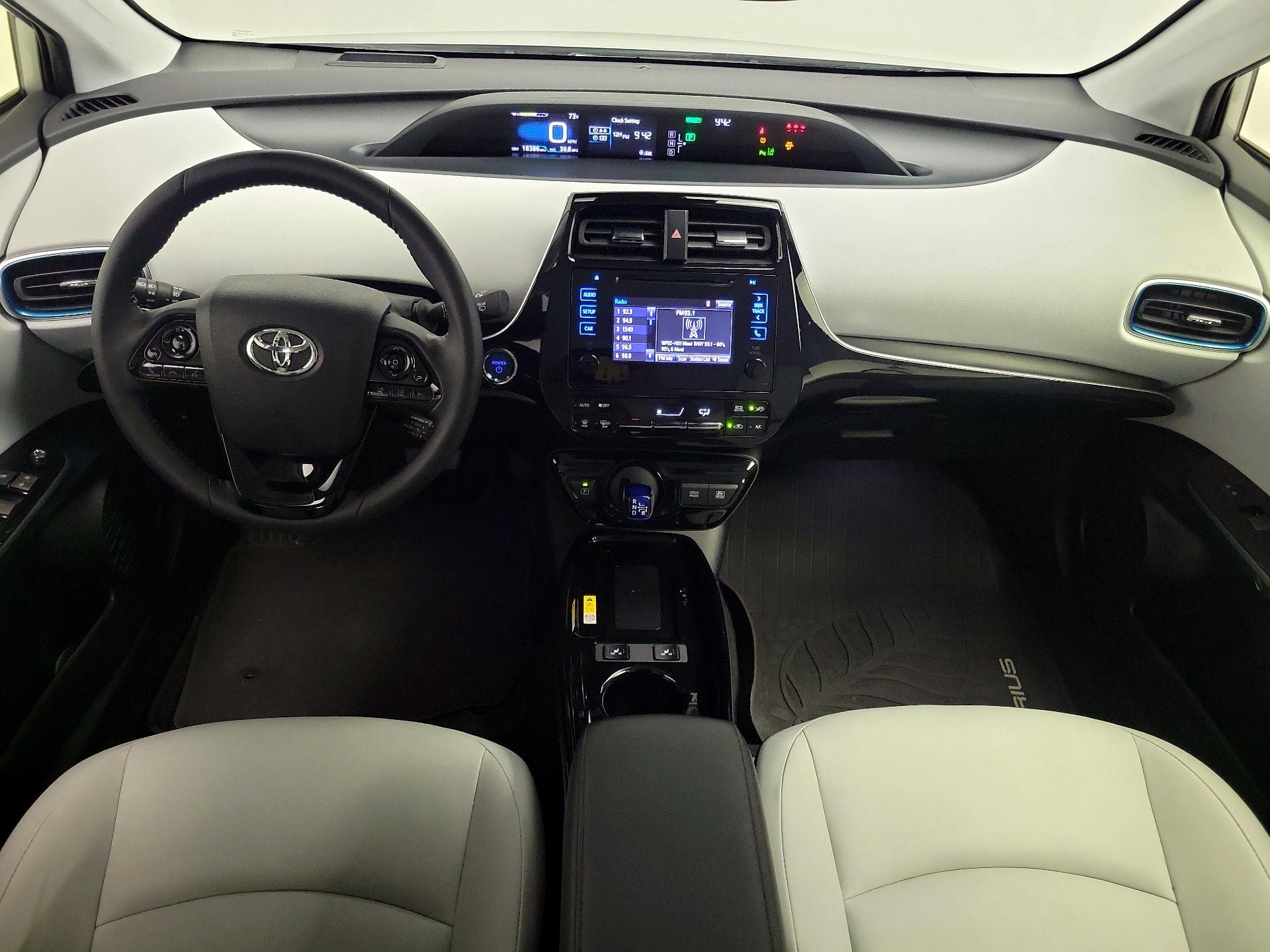 Thumbnail: 2019 Toyota Prius - 9