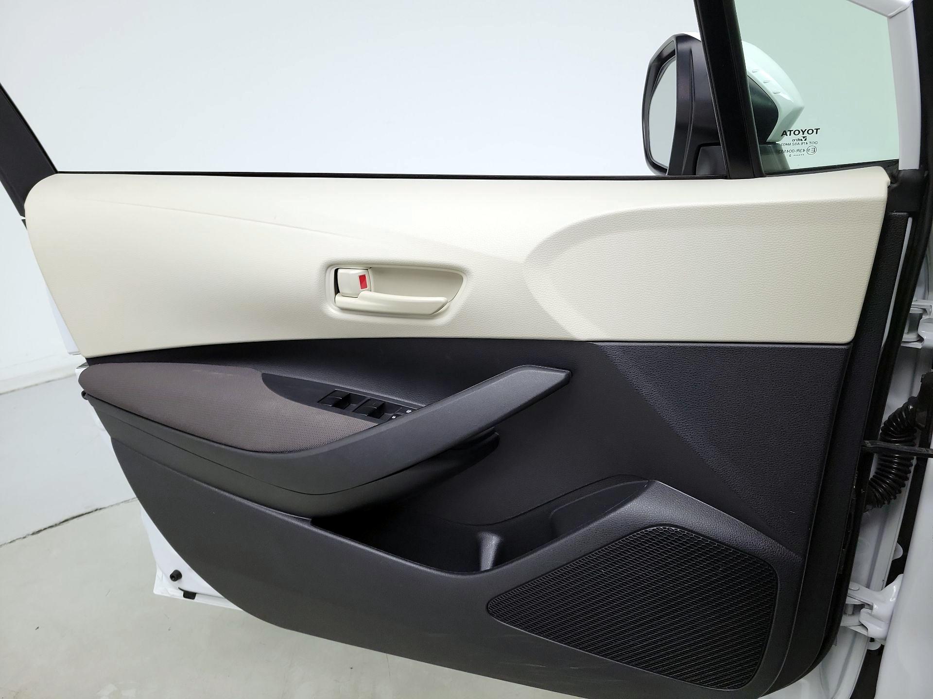 Thumbnail: 2023 Toyota Corolla - 12