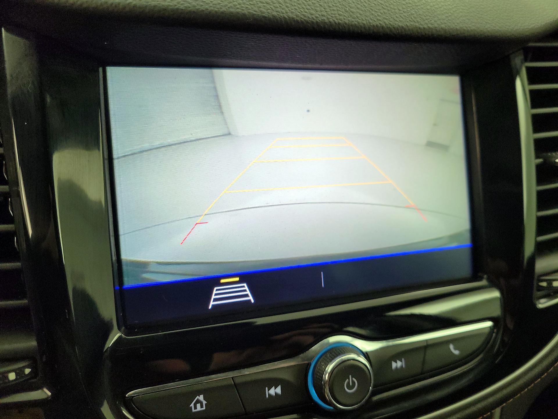 Thumbnail: 2020 Chevrolet Trax - 14