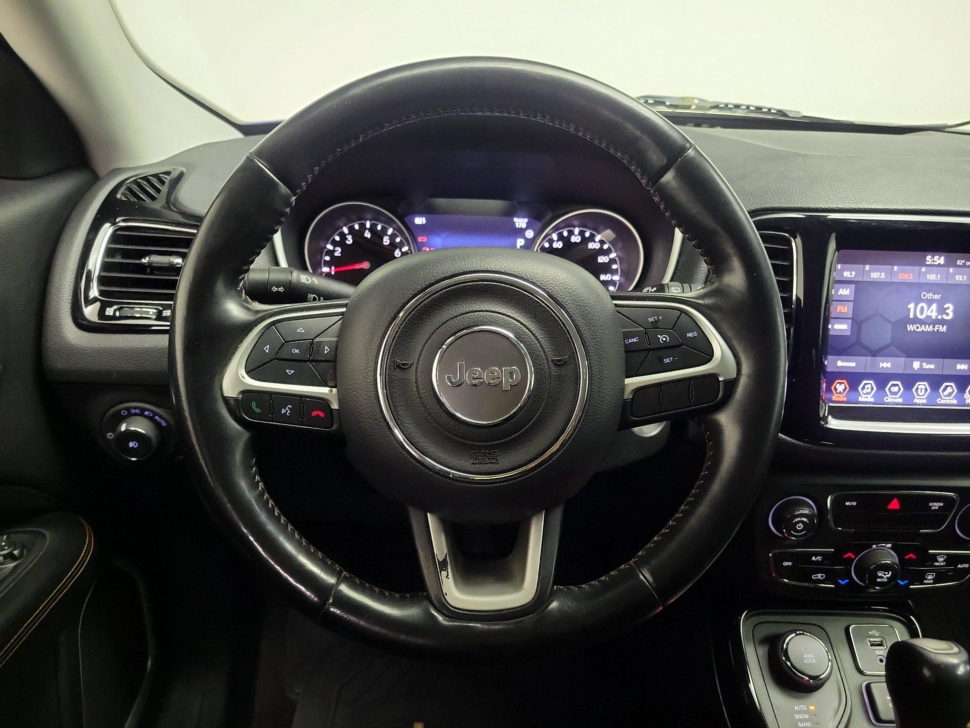 Thumbnail: 2018 Jeep Compass - 10