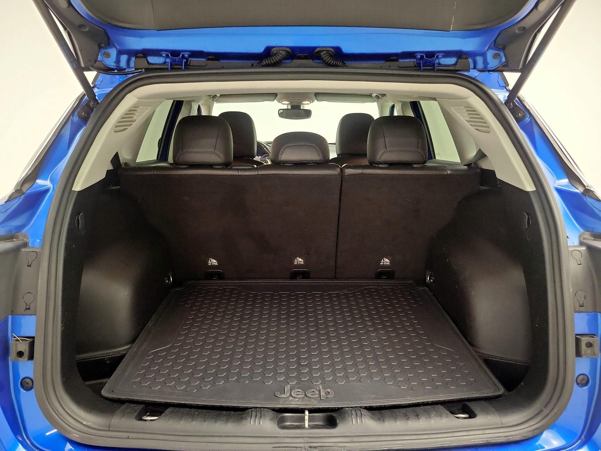 Thumbnail: 2018 Jeep Compass - 20