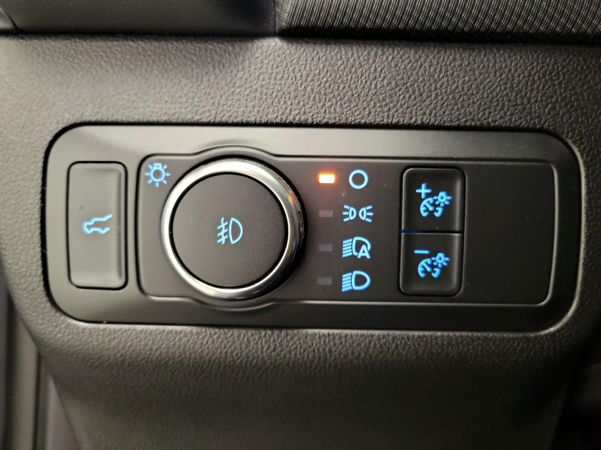 Thumbnail: 2022 Ford Bronco Sport - 13