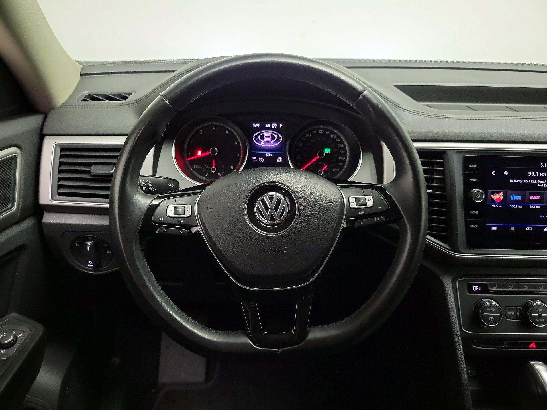 Thumbnail: 2019 Volkswagen Atlas - 10