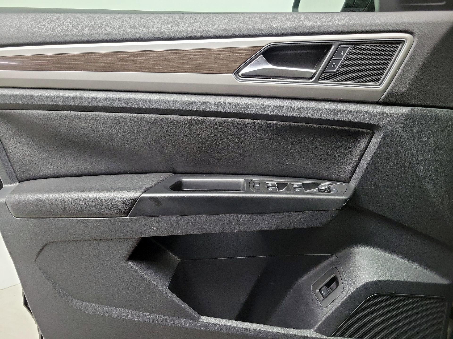 Thumbnail: 2019 Volkswagen Atlas - 12