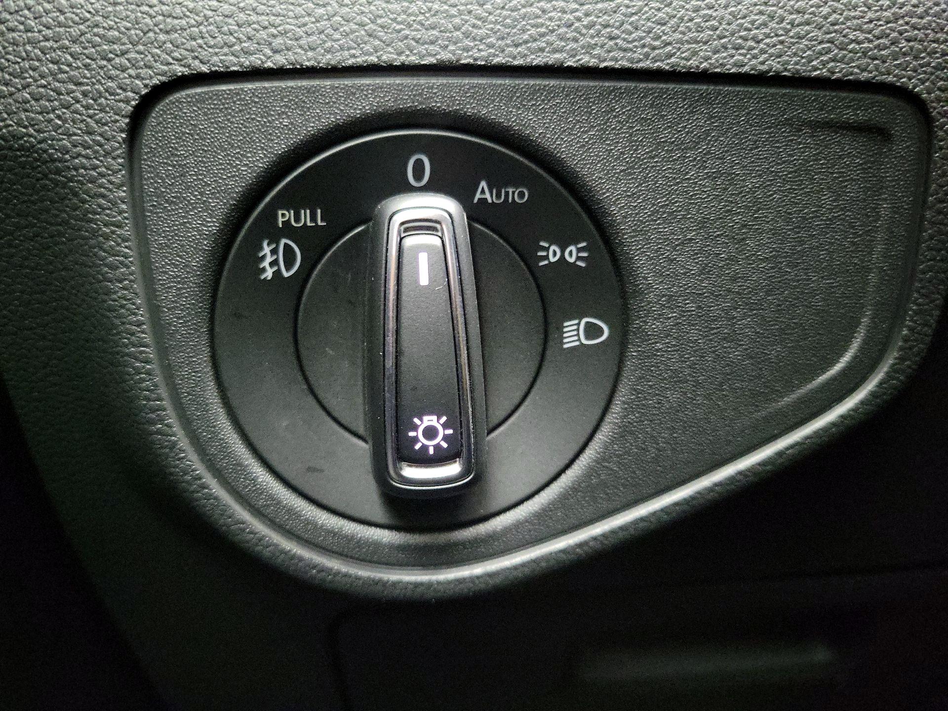 Thumbnail: 2019 Volkswagen Atlas - 13