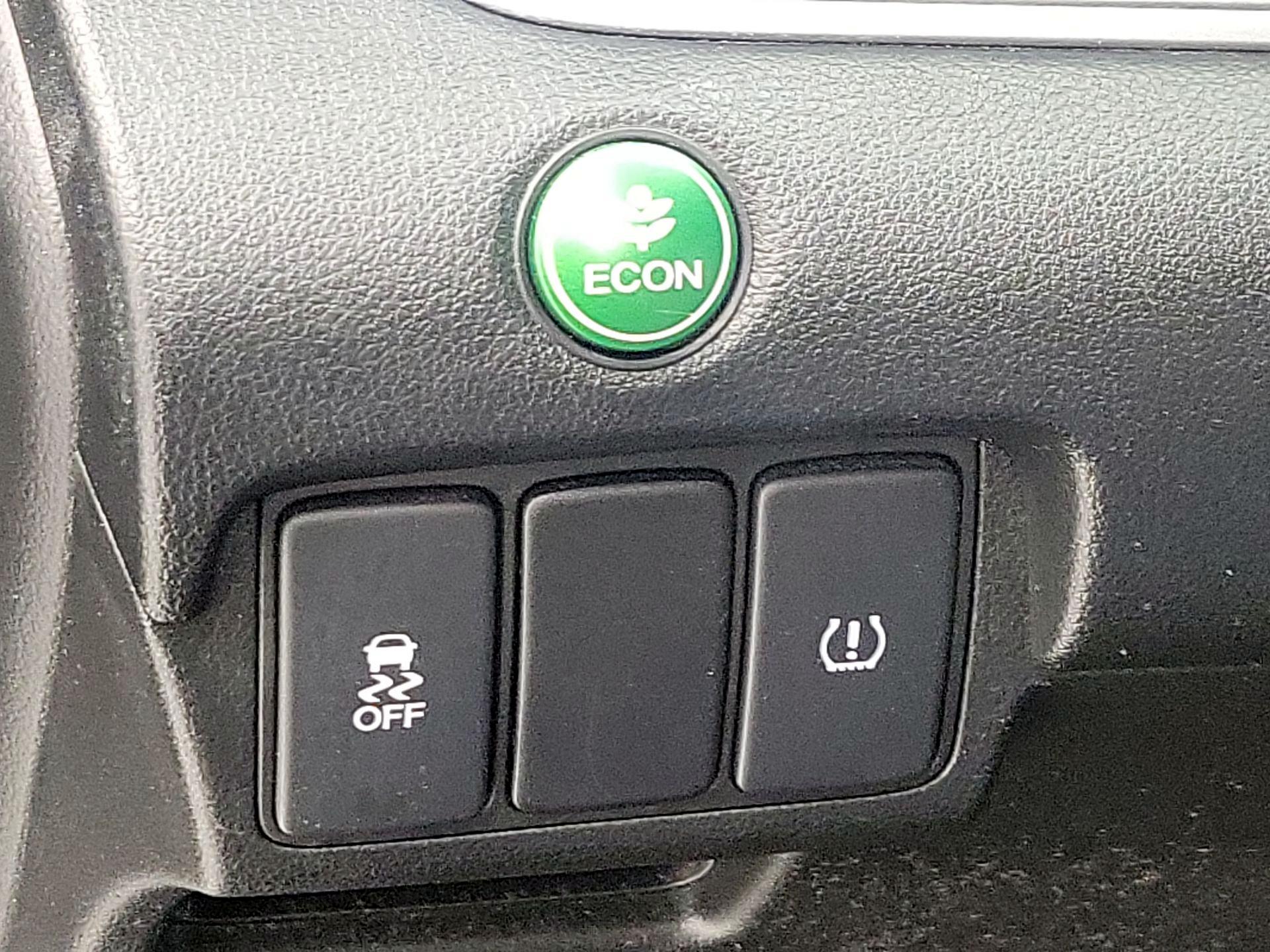 Thumbnail: 2015 Honda CR-V - 13