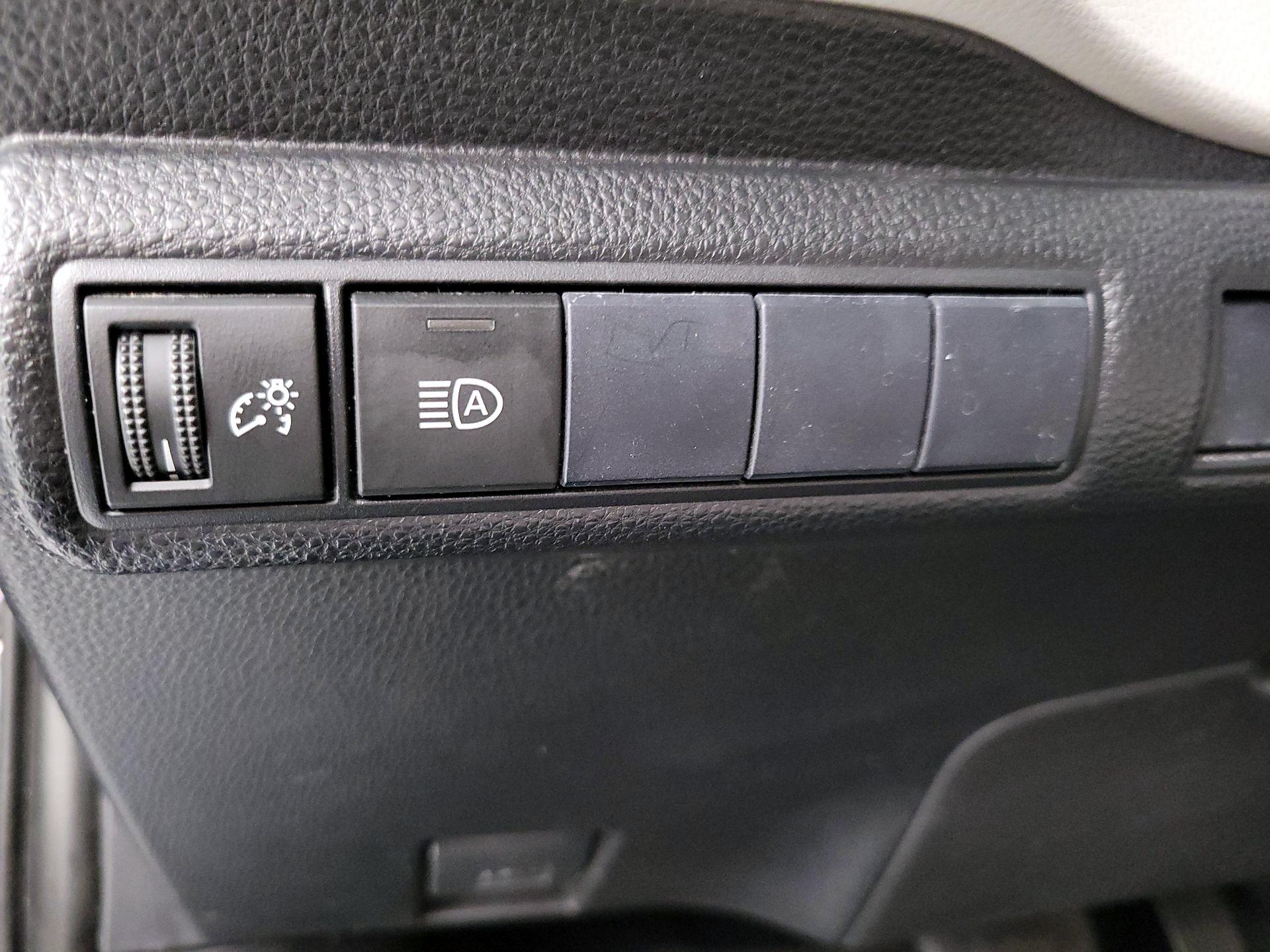 Thumbnail: 2020 Toyota Corolla - 13