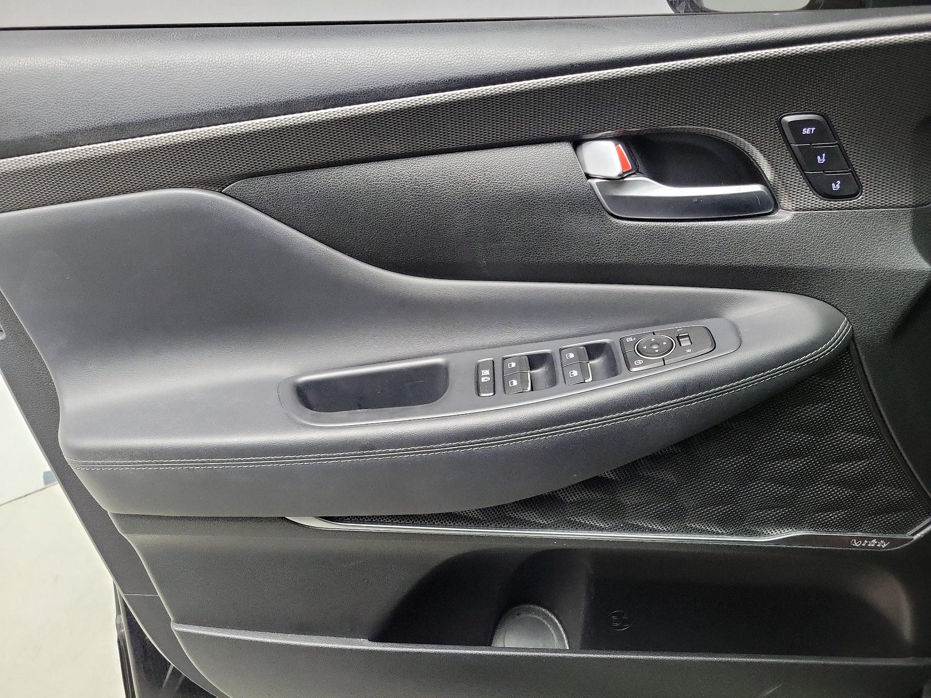 Thumbnail: 2020 Hyundai Santa Fe - 12