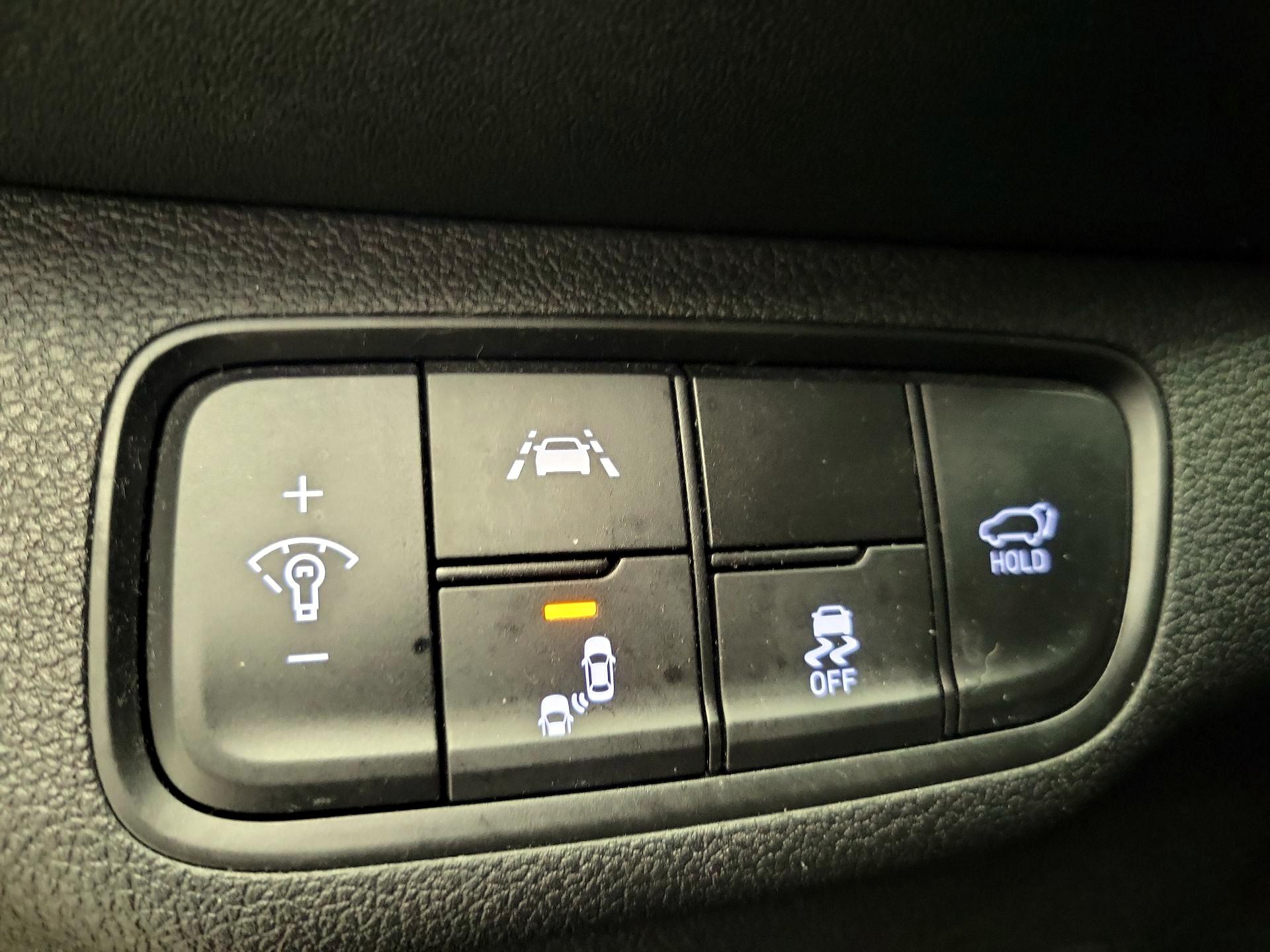 Thumbnail: 2020 Hyundai Santa Fe - 13