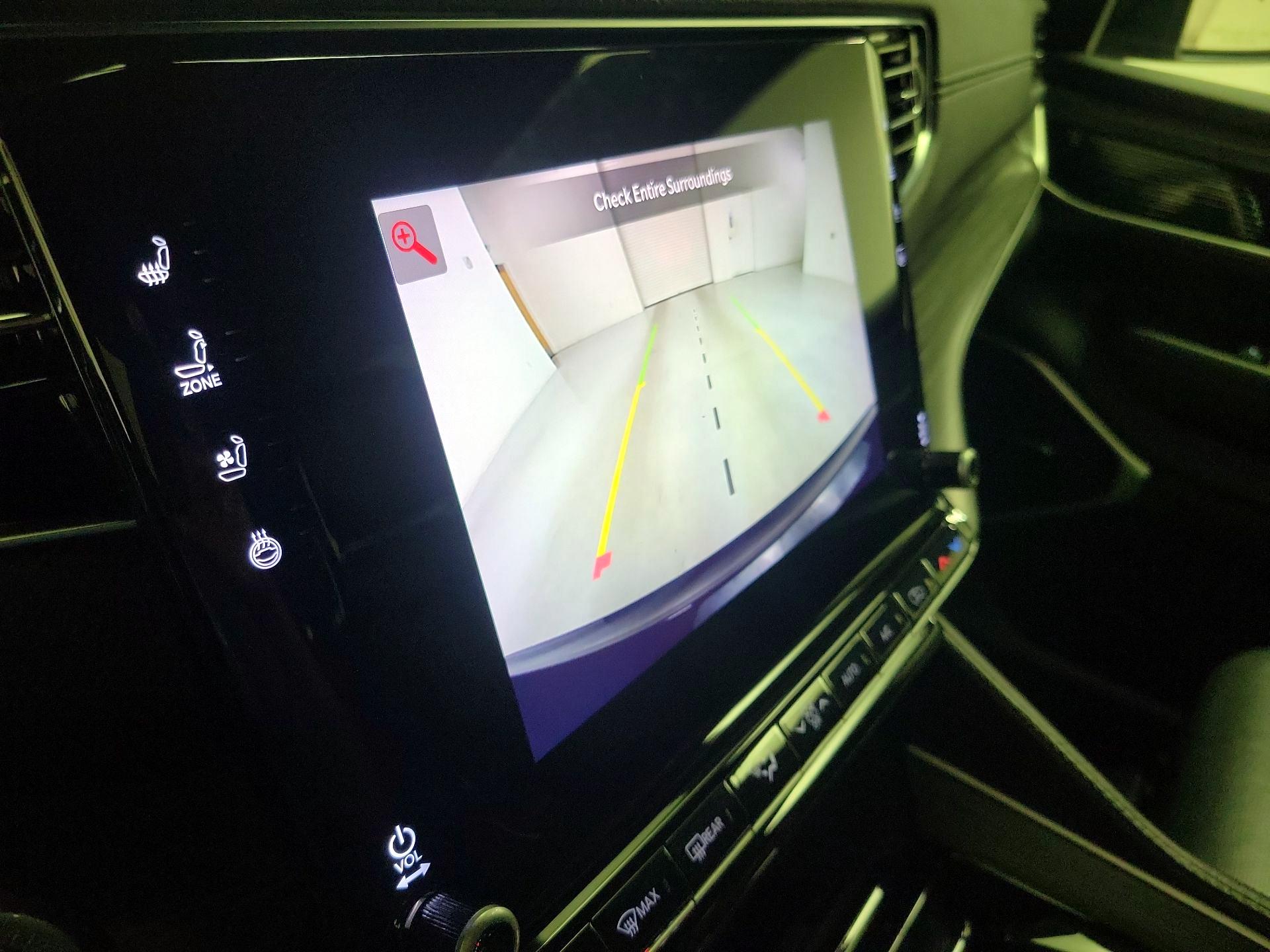 Thumbnail: 2023 Jeep Wagoneer - 15