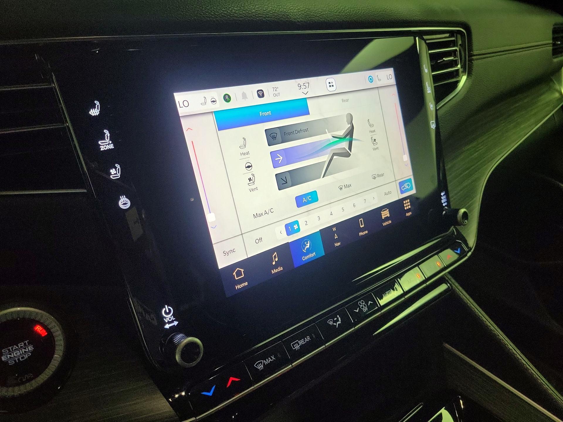 Thumbnail: 2023 Jeep Wagoneer - 17