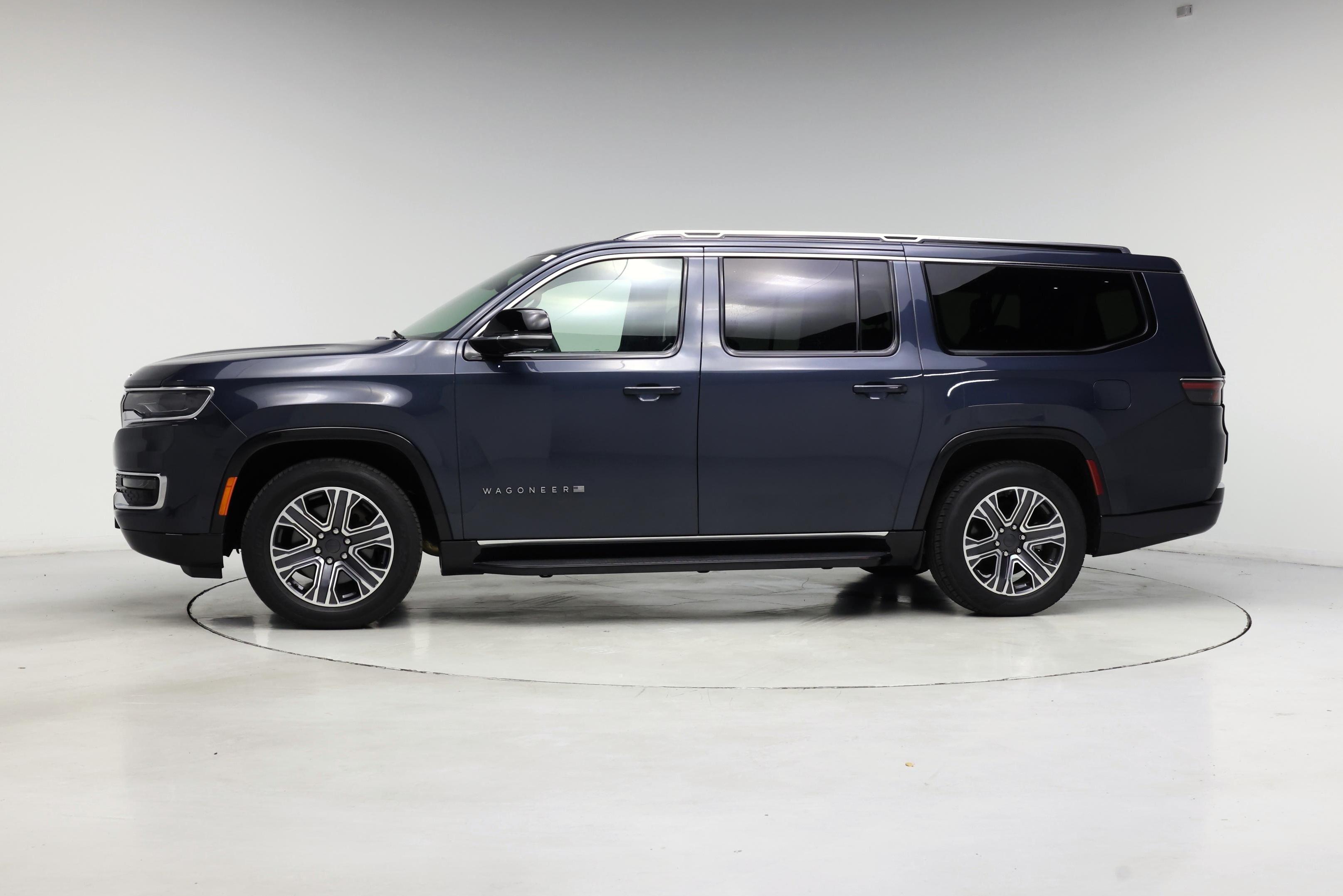 Thumbnail: 2023 Jeep Wagoneer - 3