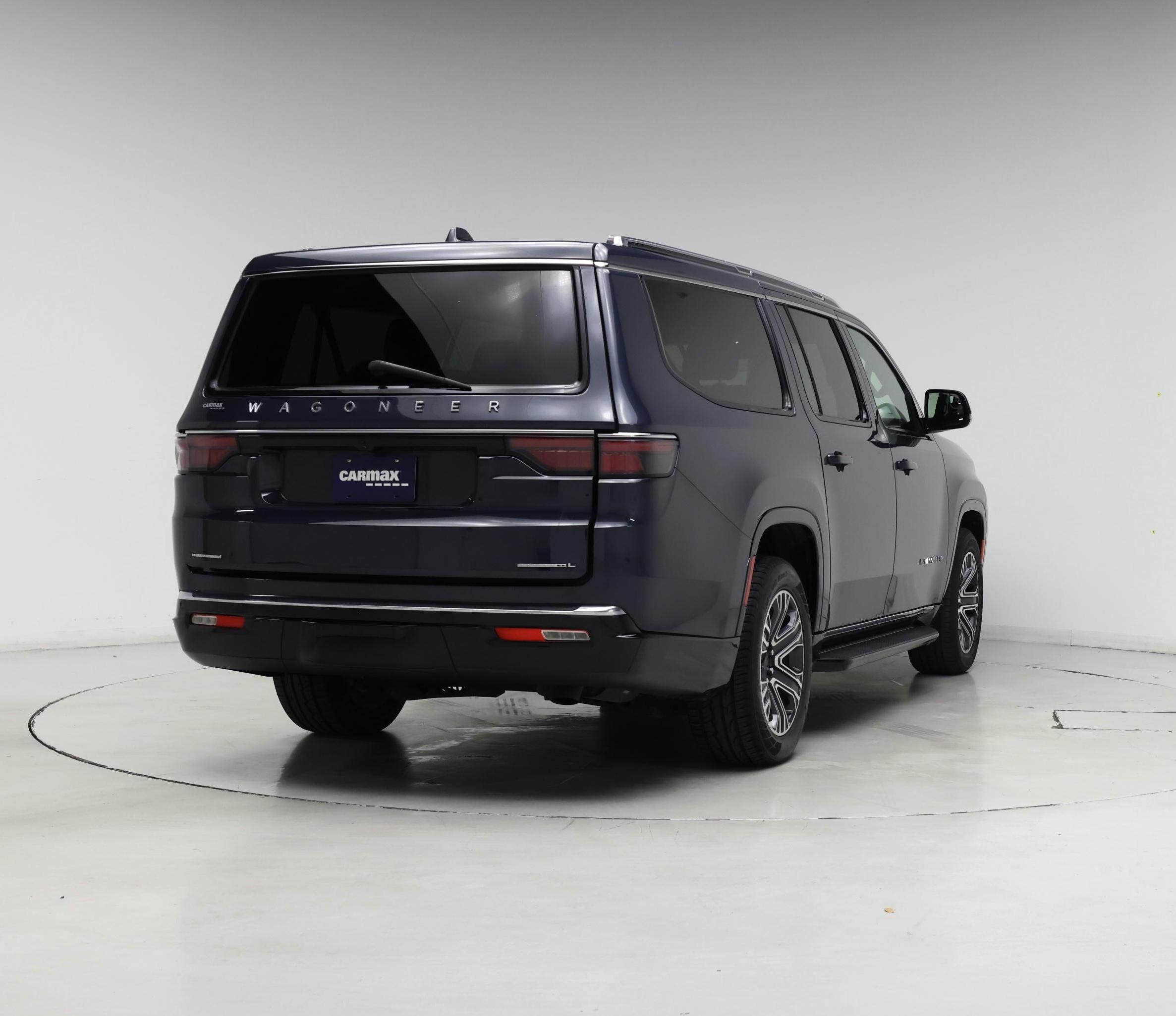 Thumbnail: 2023 Jeep Wagoneer - 8