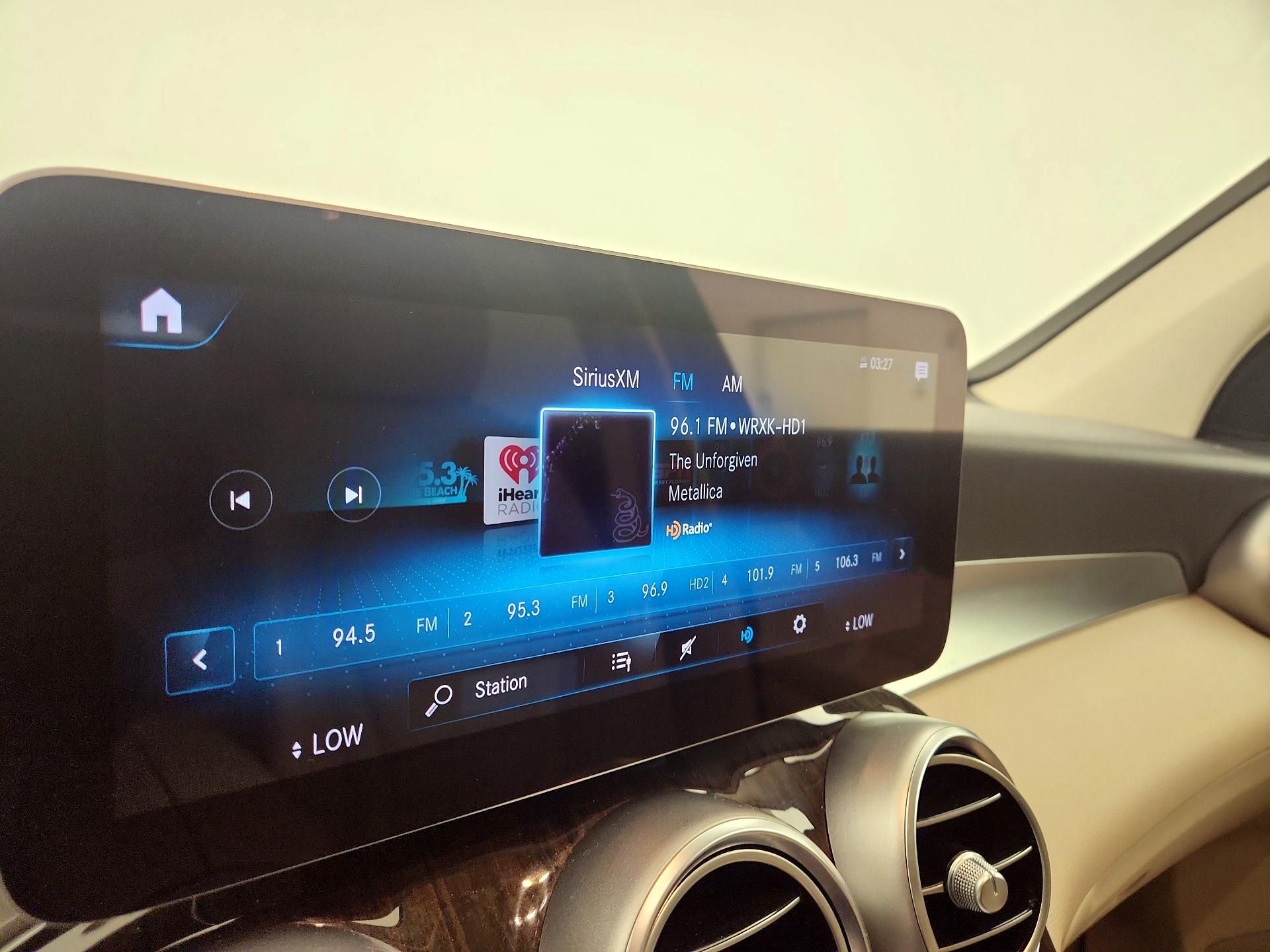 Thumbnail: 2022 Mercedes-Benz GLC - 15