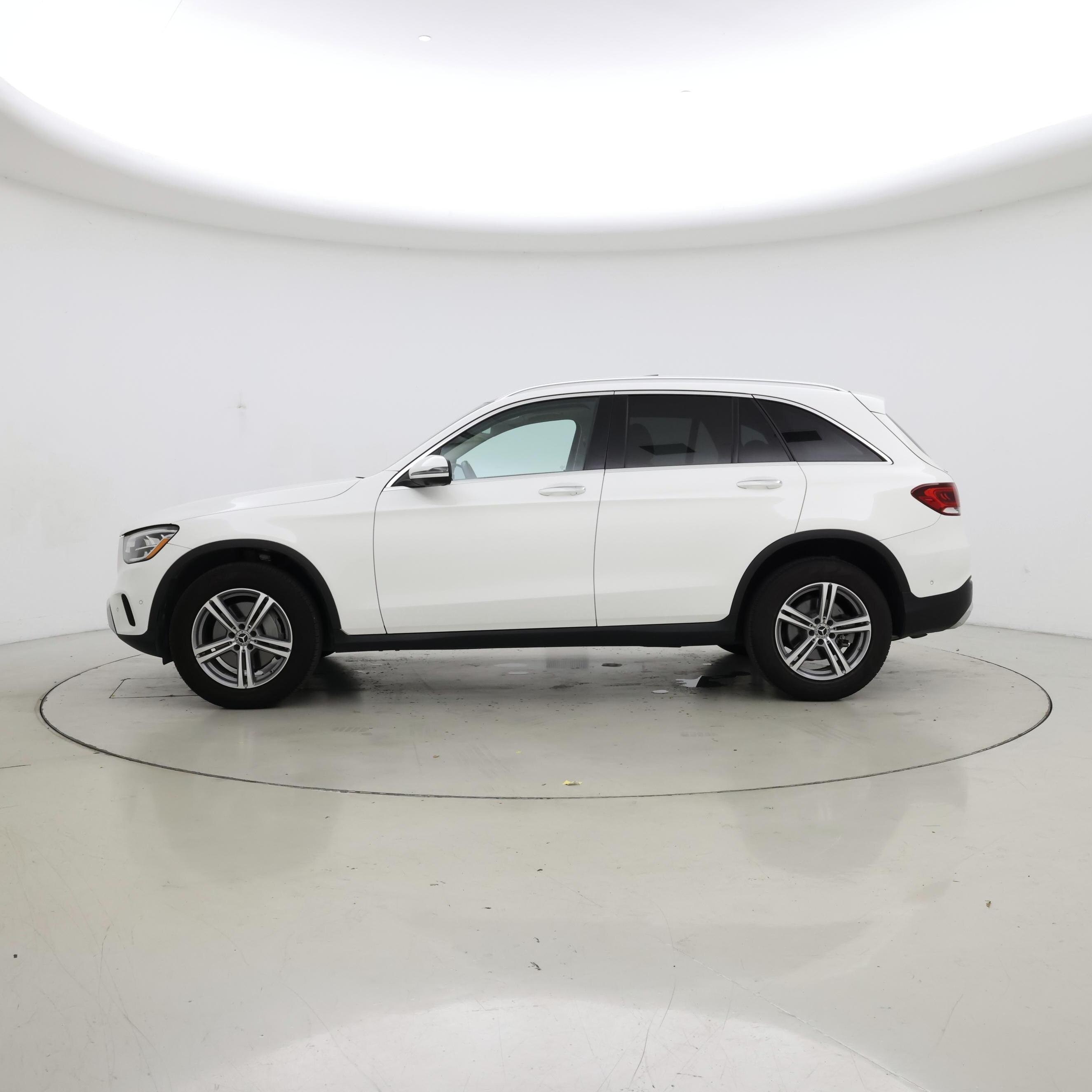 Thumbnail: 2022 Mercedes-Benz GLC - 3