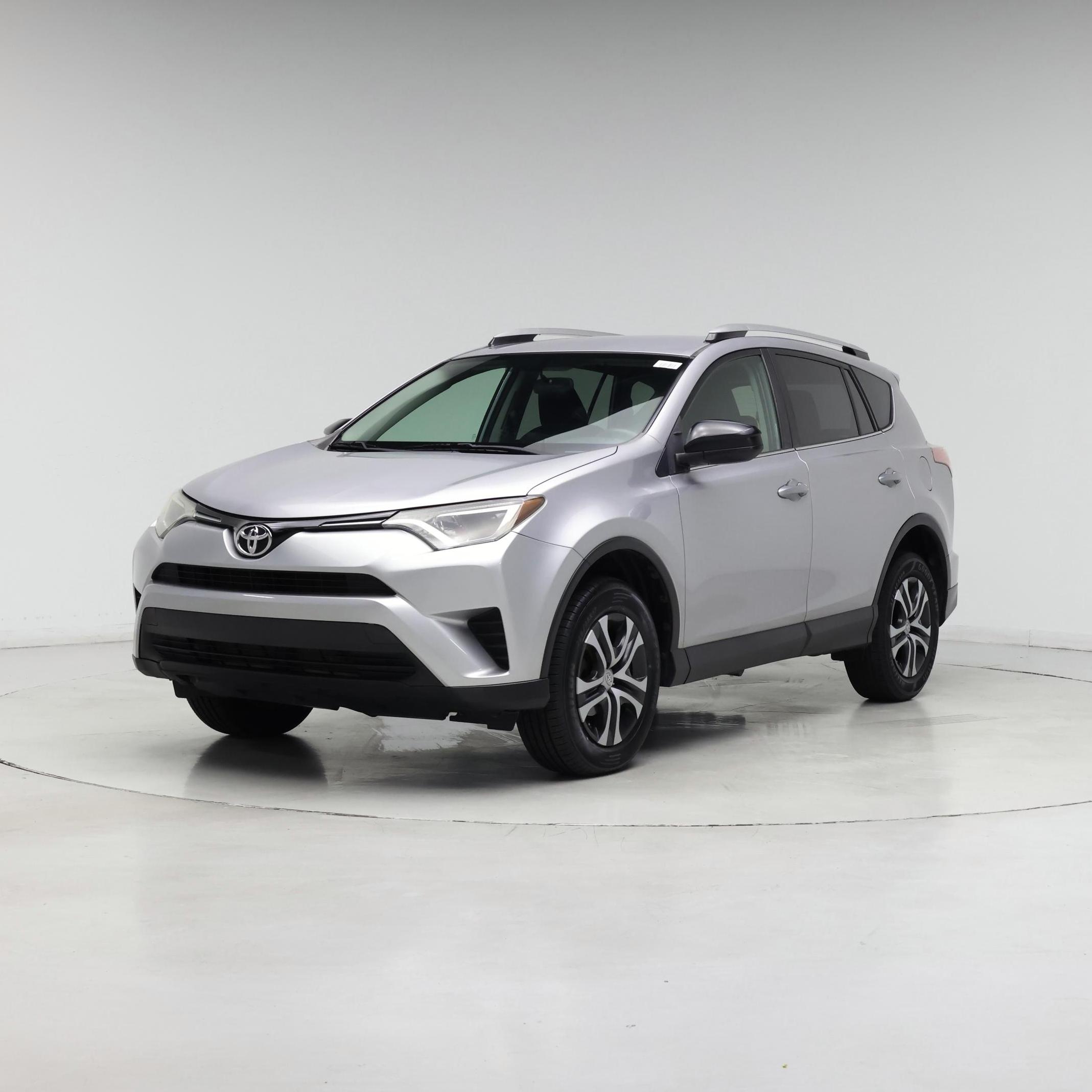Thumbnail: 2016 Toyota RAV4 - 4