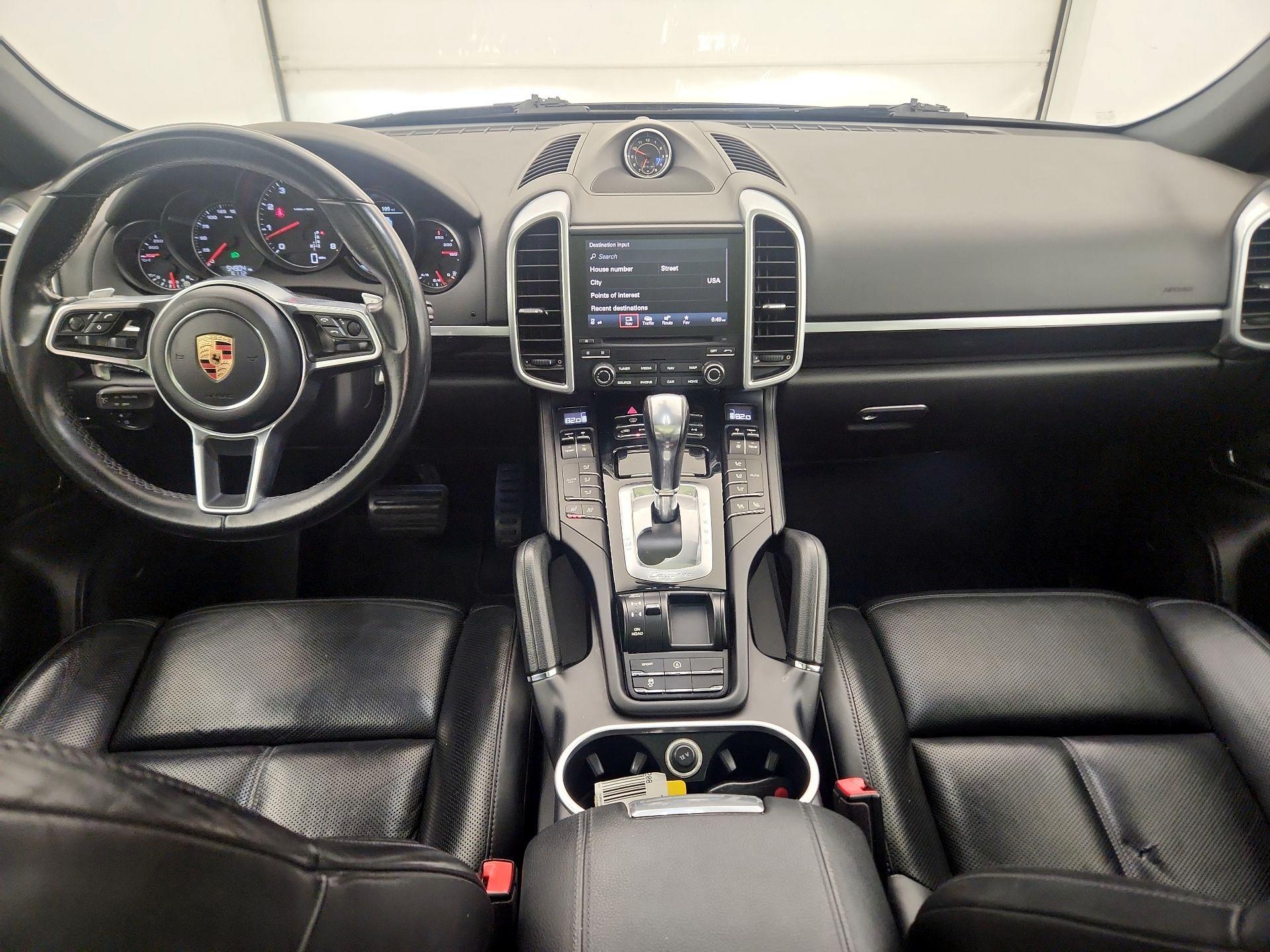 Thumbnail: 2017 Porsche Cayenne - 9