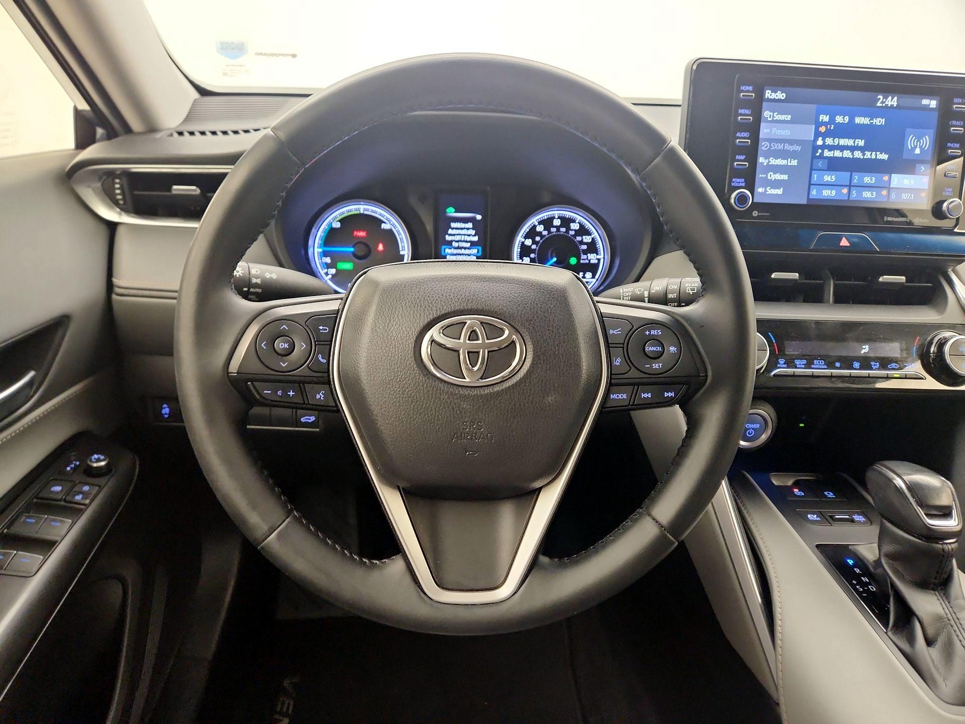 Thumbnail: 2021 Toyota Venza - 10