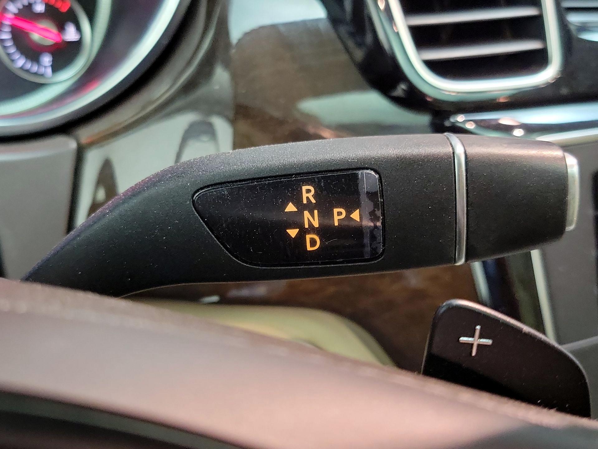 Thumbnail: 2018 Mercedes-Benz GLE - 18